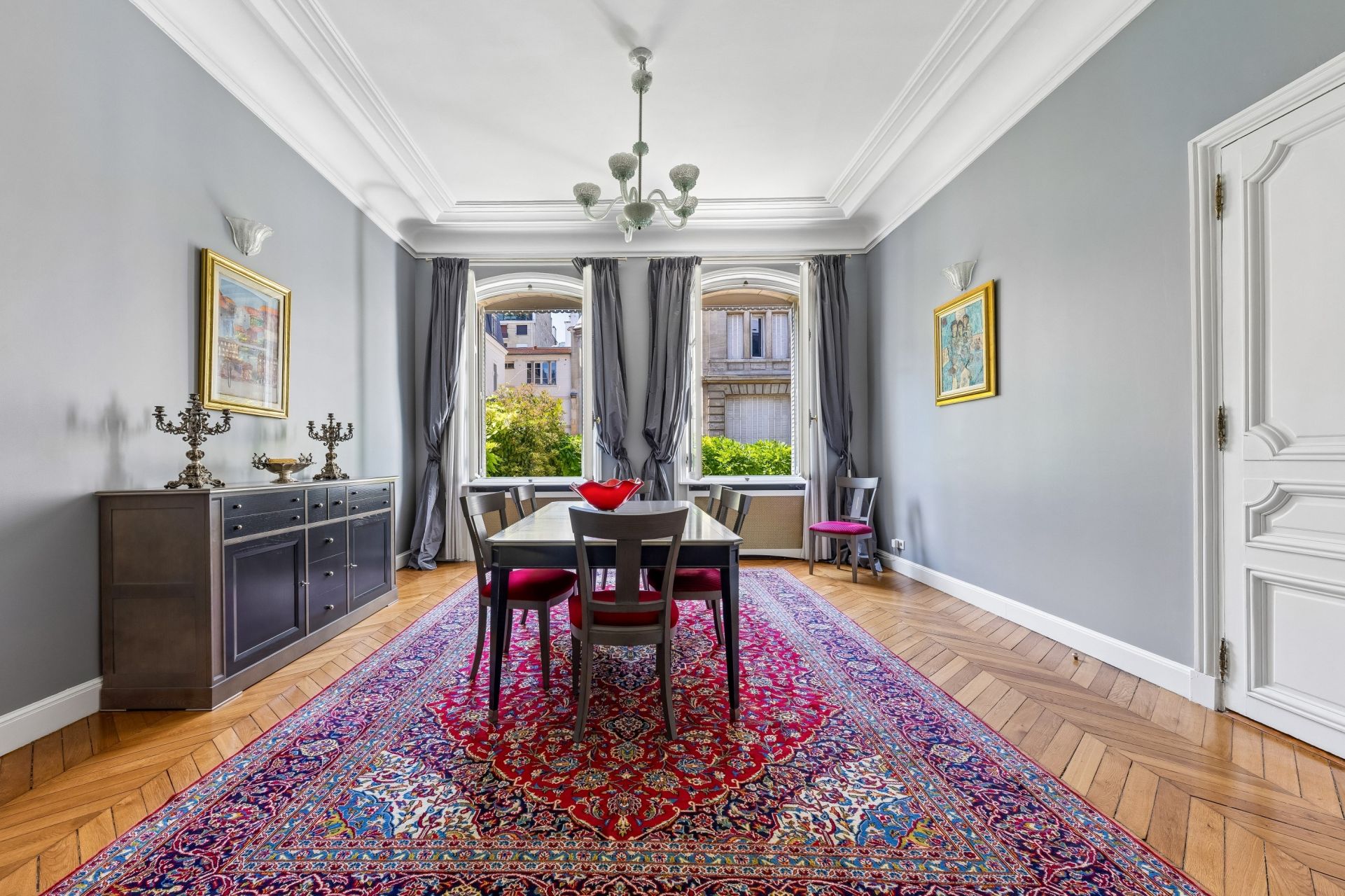 mansion (hôtel particulier) 8 Rooms for sale on PARIS (75116)