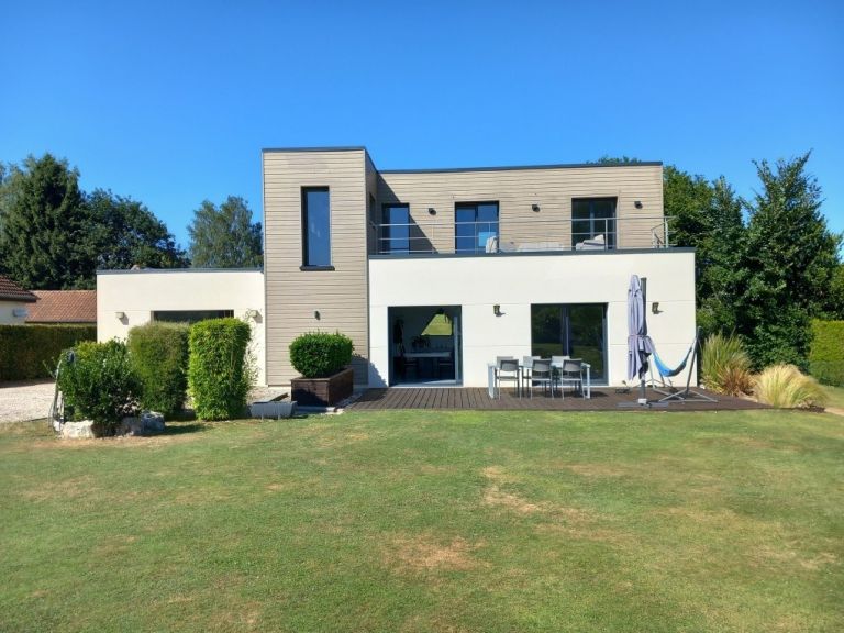 maison de luxe 6 Pièces en vente sur ELBEUF SUR ANDELLE (76780)