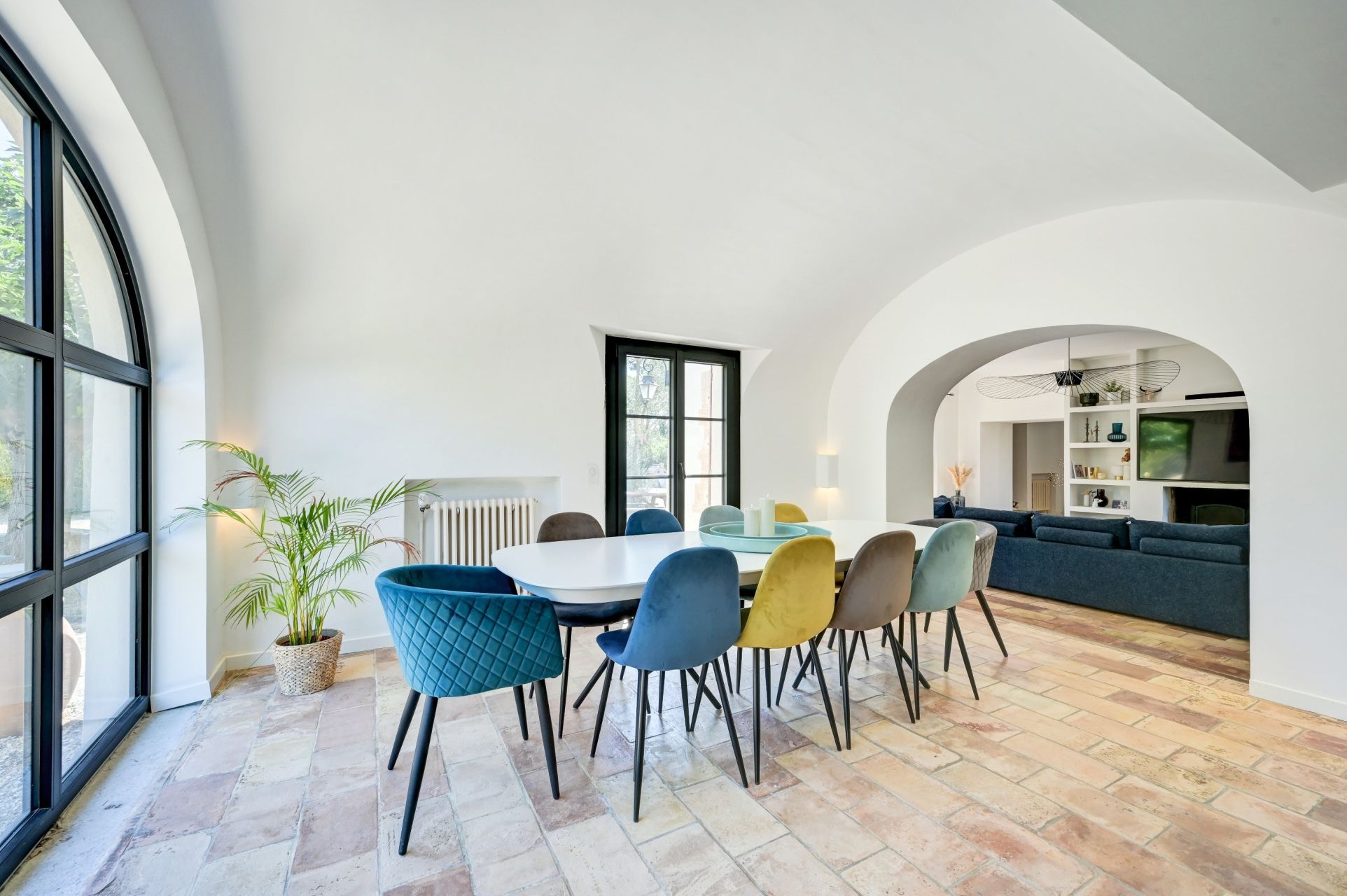 luxury house 7 Rooms for sale on AIX EN PROVENCE (13100)