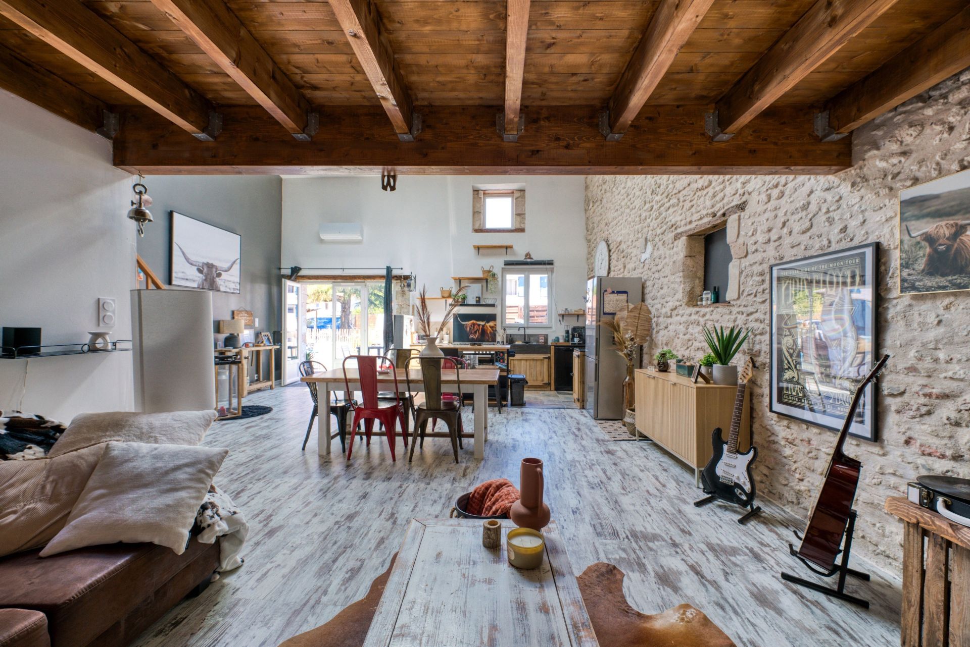 luxury house 17 Rooms for sale on ST SULPICE DE ROYAN (17200)