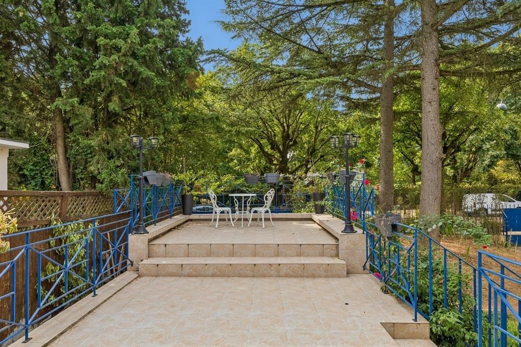 luxury house 18 Rooms for sale on SCEAUX (92330)