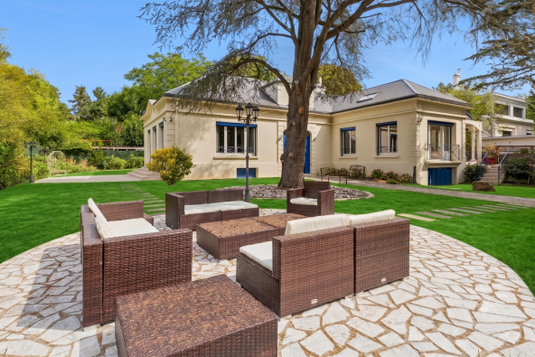 Vente Maison de luxe Sceaux 18&nbsp;Pièces 473&nbsp;m²