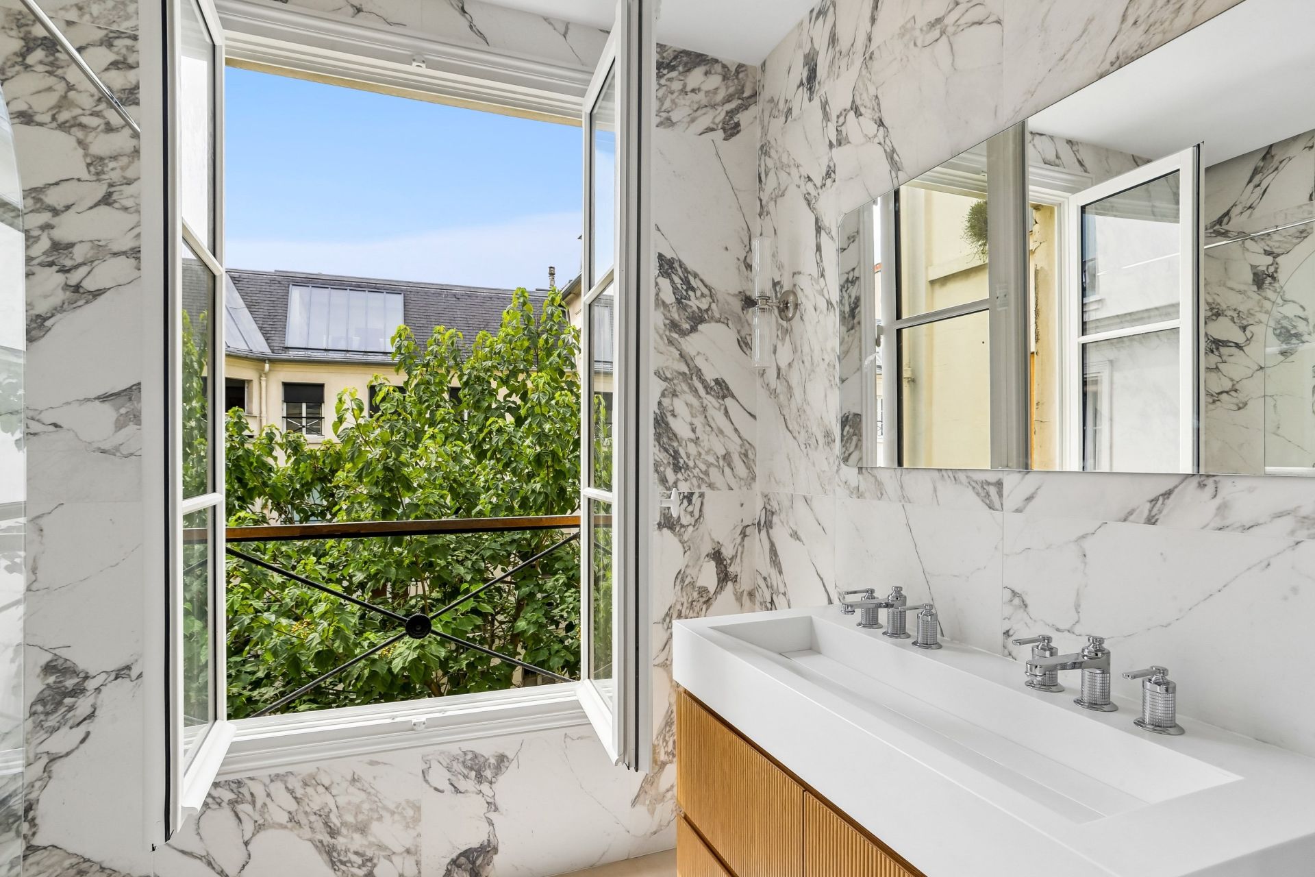 luxury apartment 3 Rooms for sale on PARIS (75006)