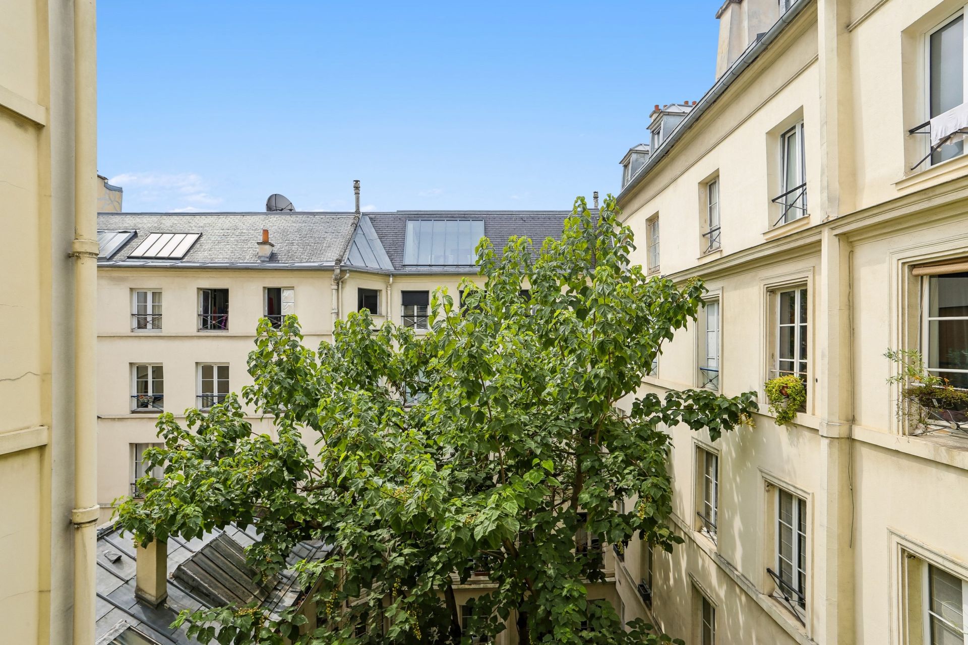 luxury apartment 3 Rooms for sale on PARIS (75006)