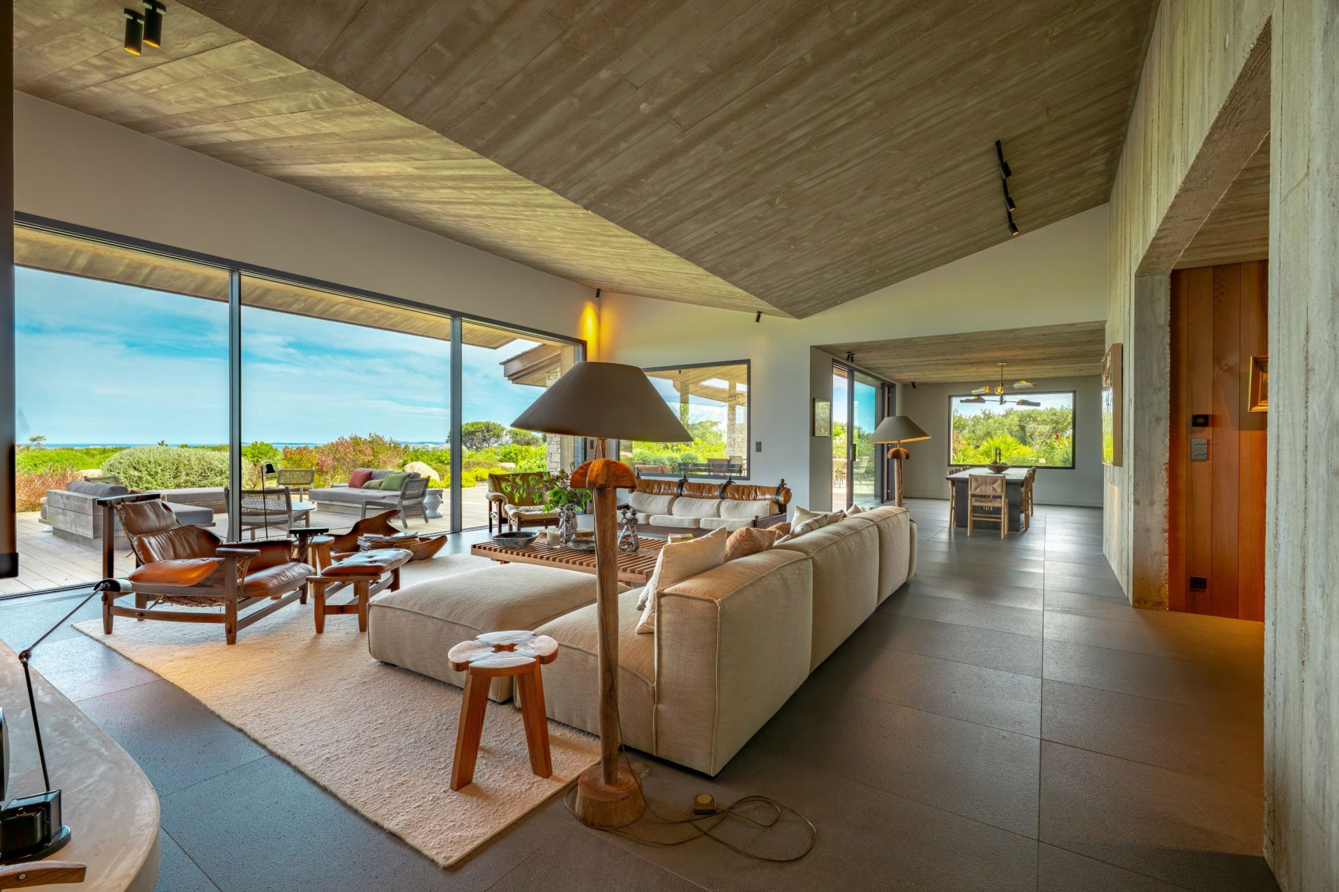 villa de luxe 11 Pièces en location saisonnière sur BONIFACIO (20169)