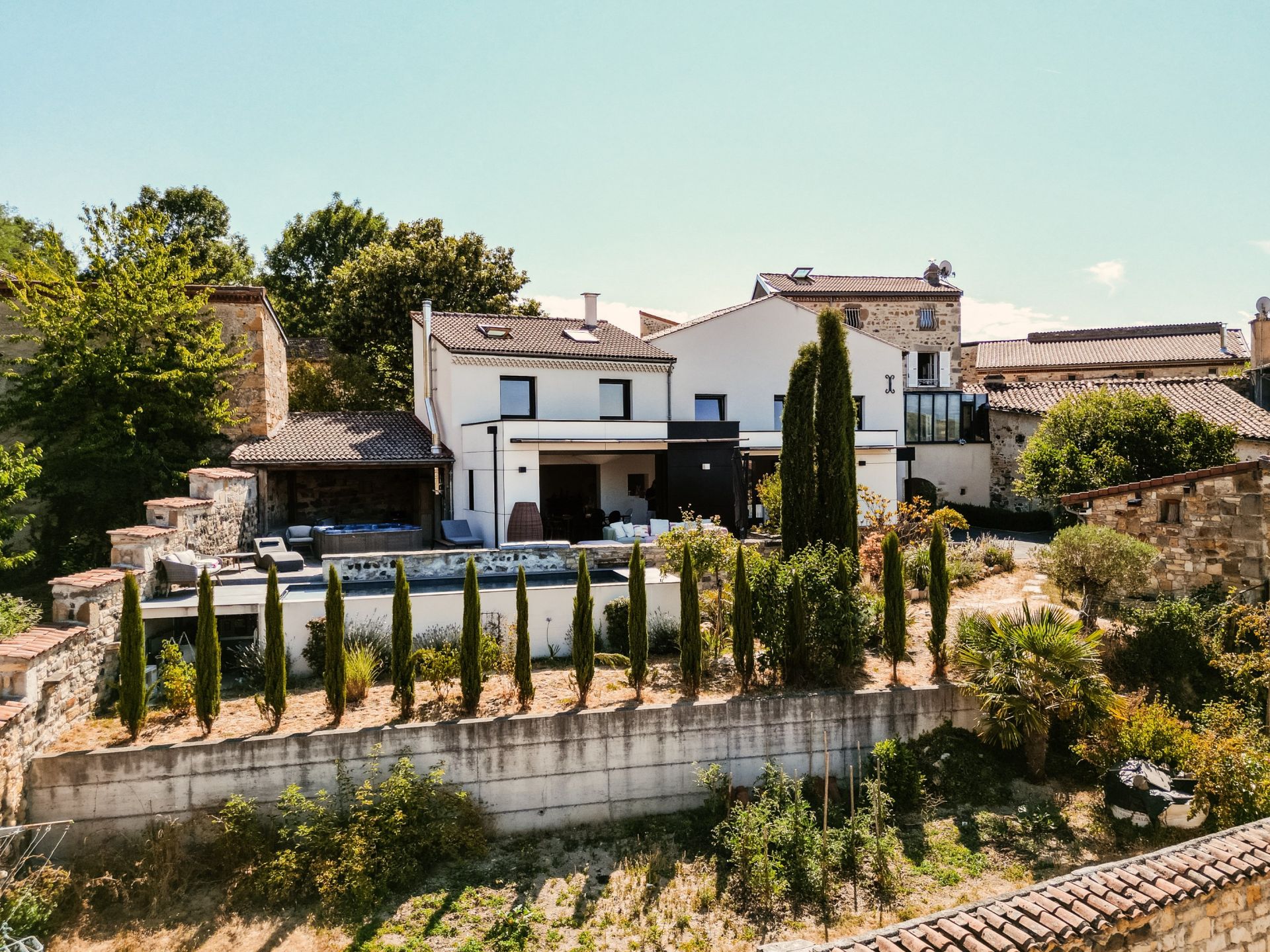 maison de luxe 9 Pièces en vente sur VIC LE COMTE (63270)
