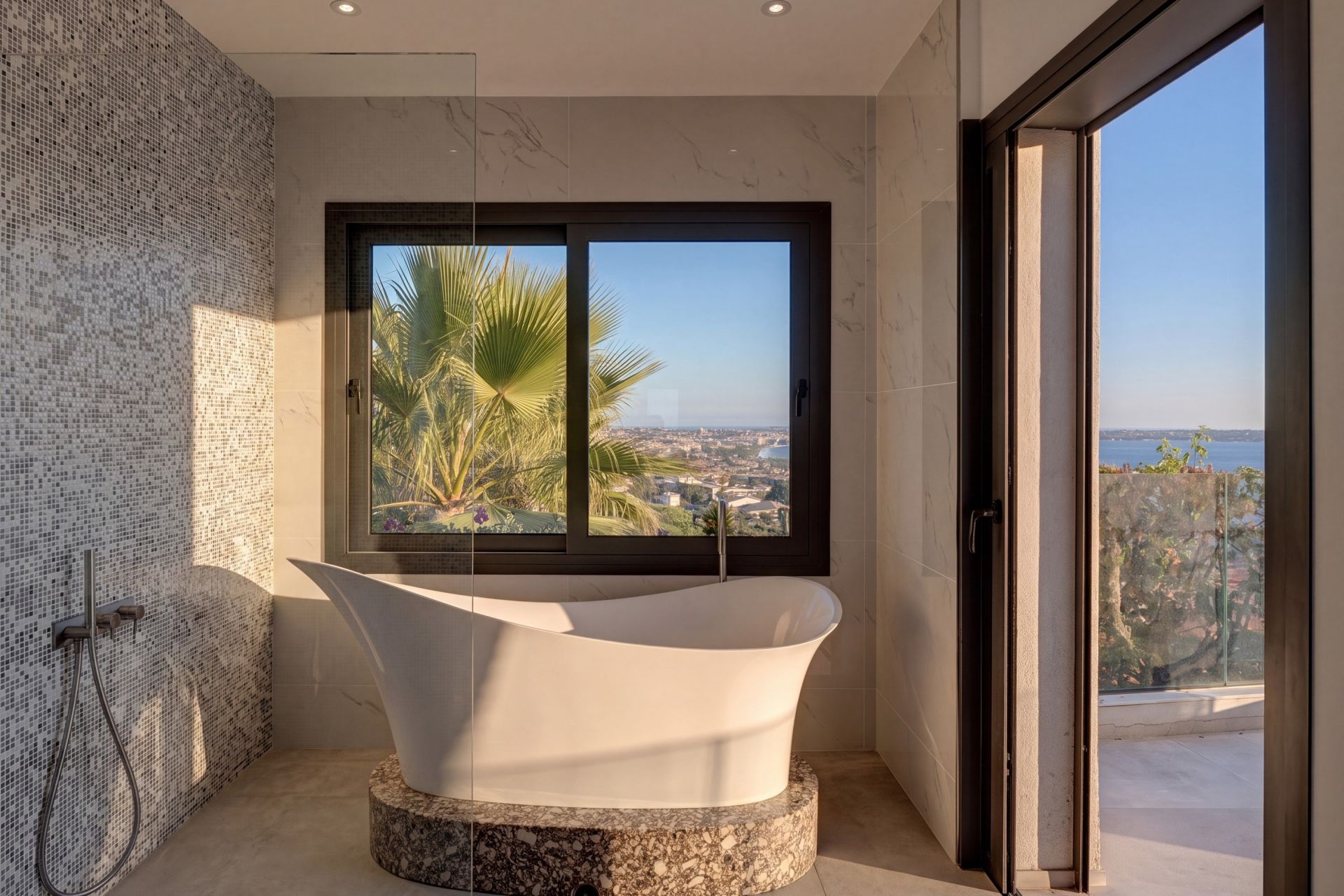 villa de luxe 6 Pièces en vente sur LE GOLFE JUAN (06220)