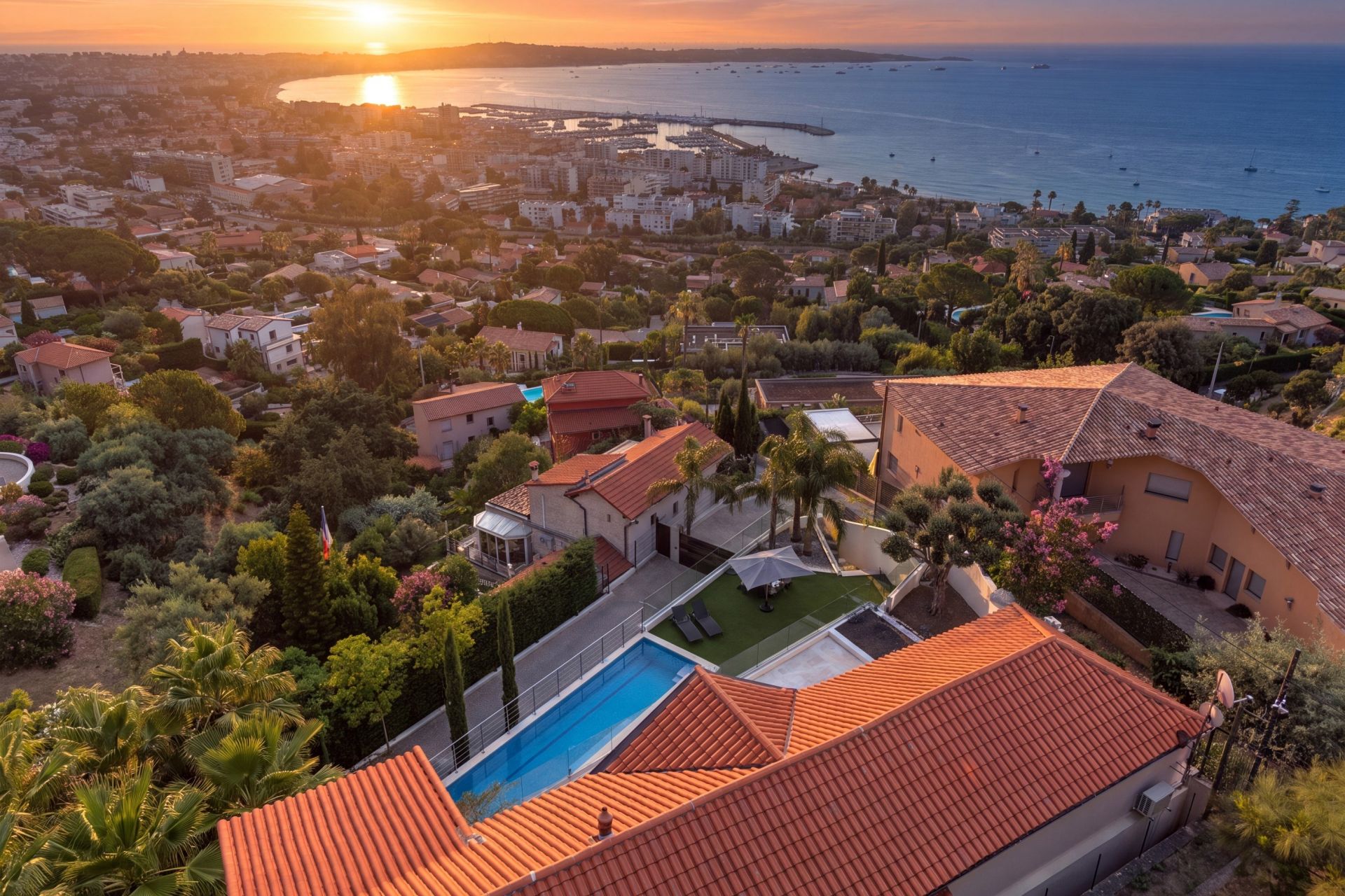 villa de luxe 6 Pièces en vente sur LE GOLFE JUAN (06220)