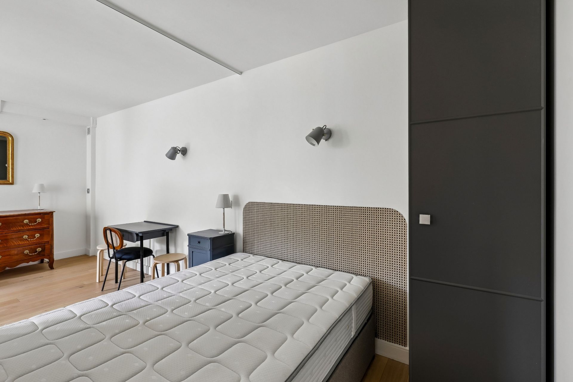 luxury apartment 1 room for rent on PARIS (75003)