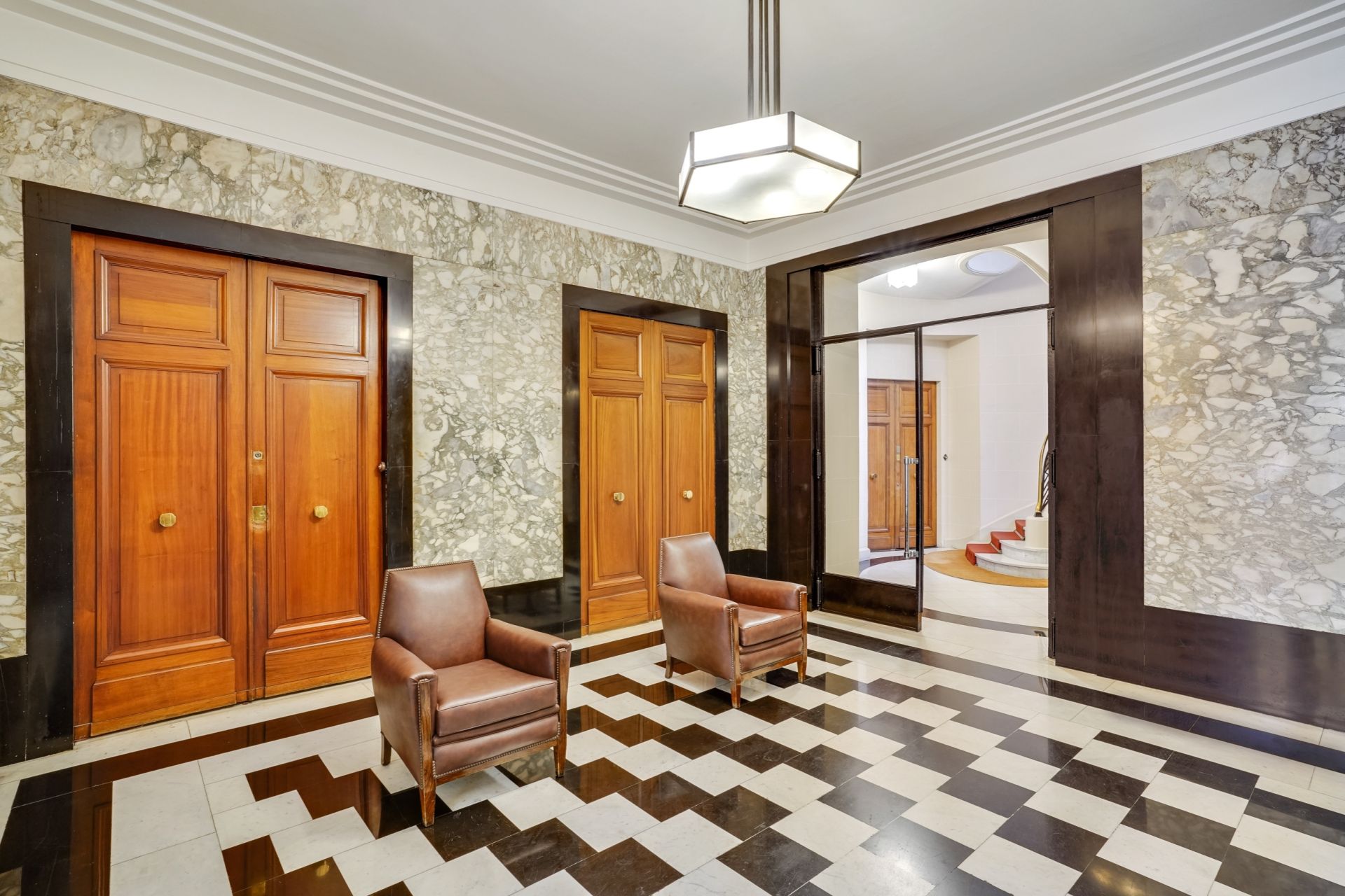 luxury apartment 8 Rooms for sale on PARIS (75007)