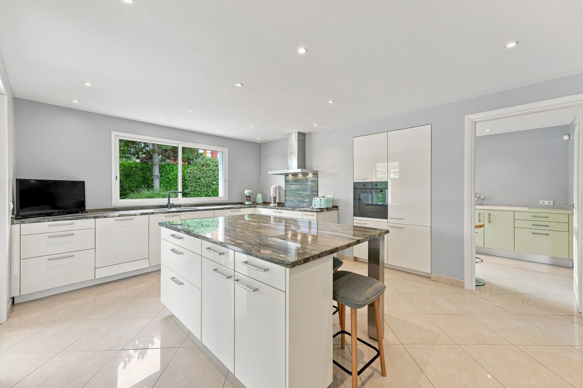 maison de luxe 6 Pièces en vente sur PREVESSIN MOENS (01280)