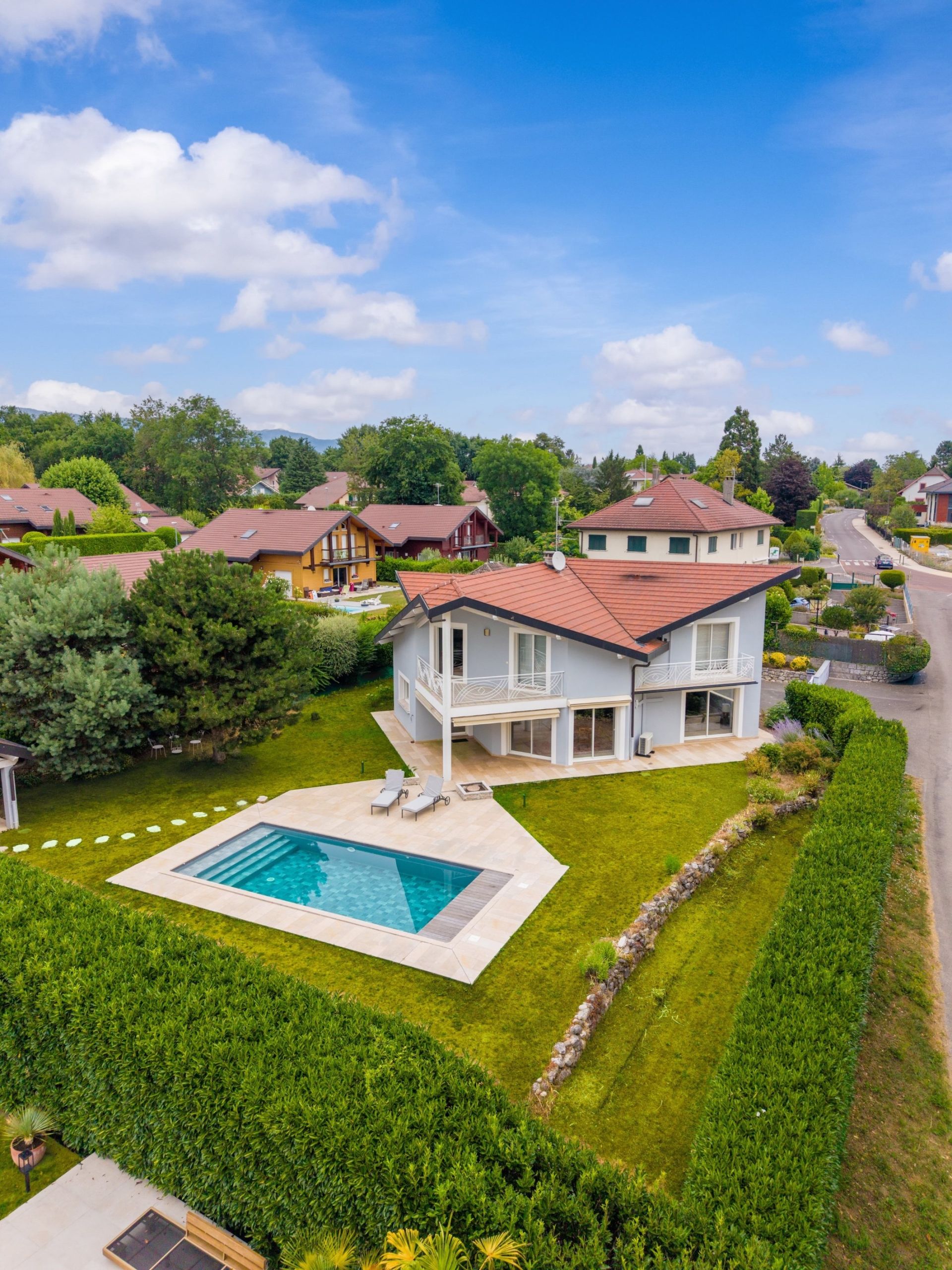maison de luxe 6 Pièces en vente sur PREVESSIN MOENS (01280)