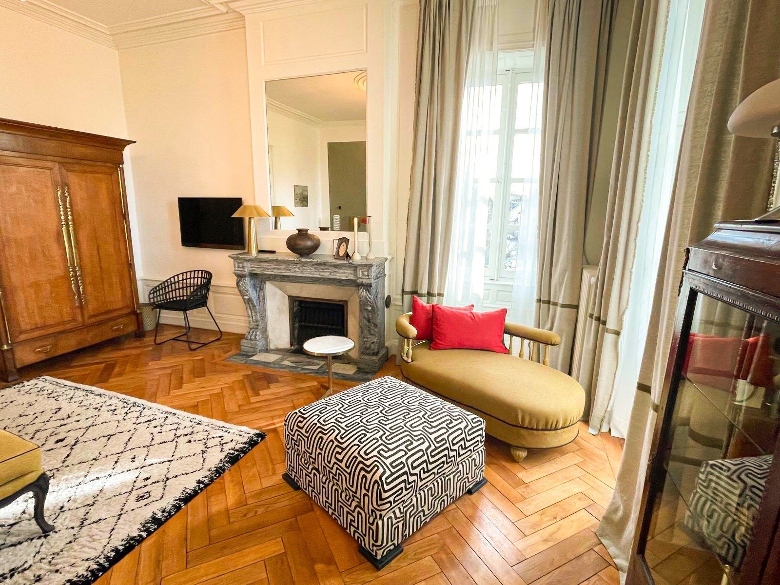 hôtel particulier 11 Pièces en vente sur BAYEUX (14400)