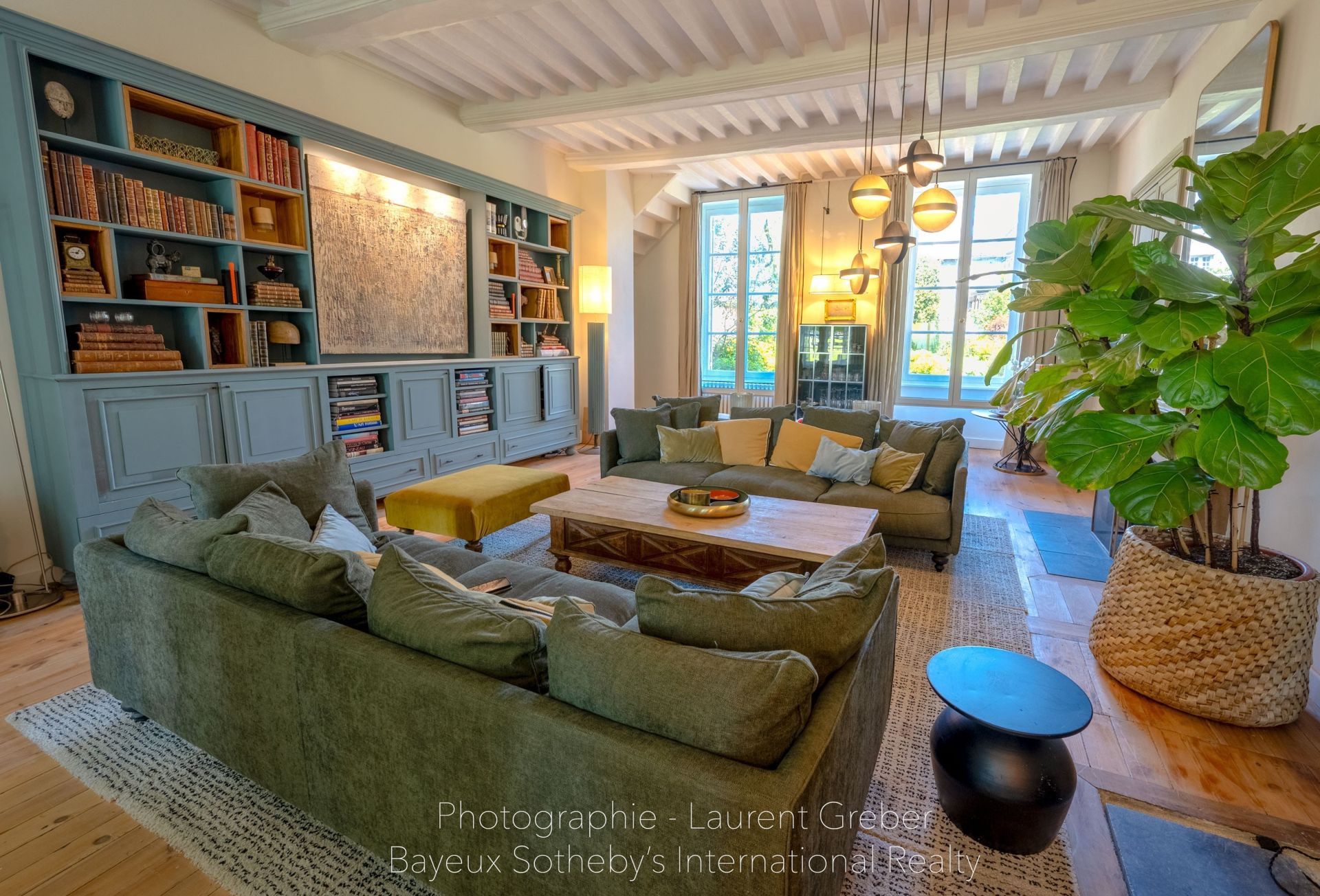 hôtel particulier 11 Pièces en vente sur BAYEUX (14400)