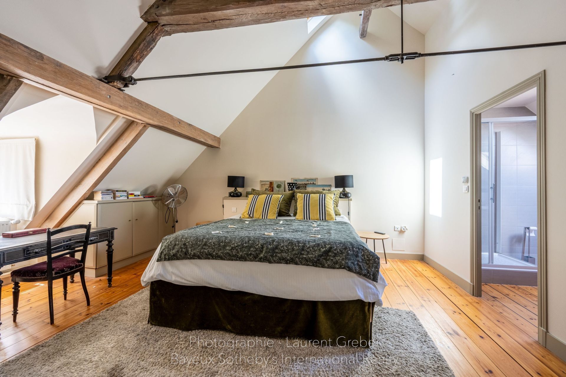 hôtel particulier 11 Pièces en vente sur BAYEUX (14400)