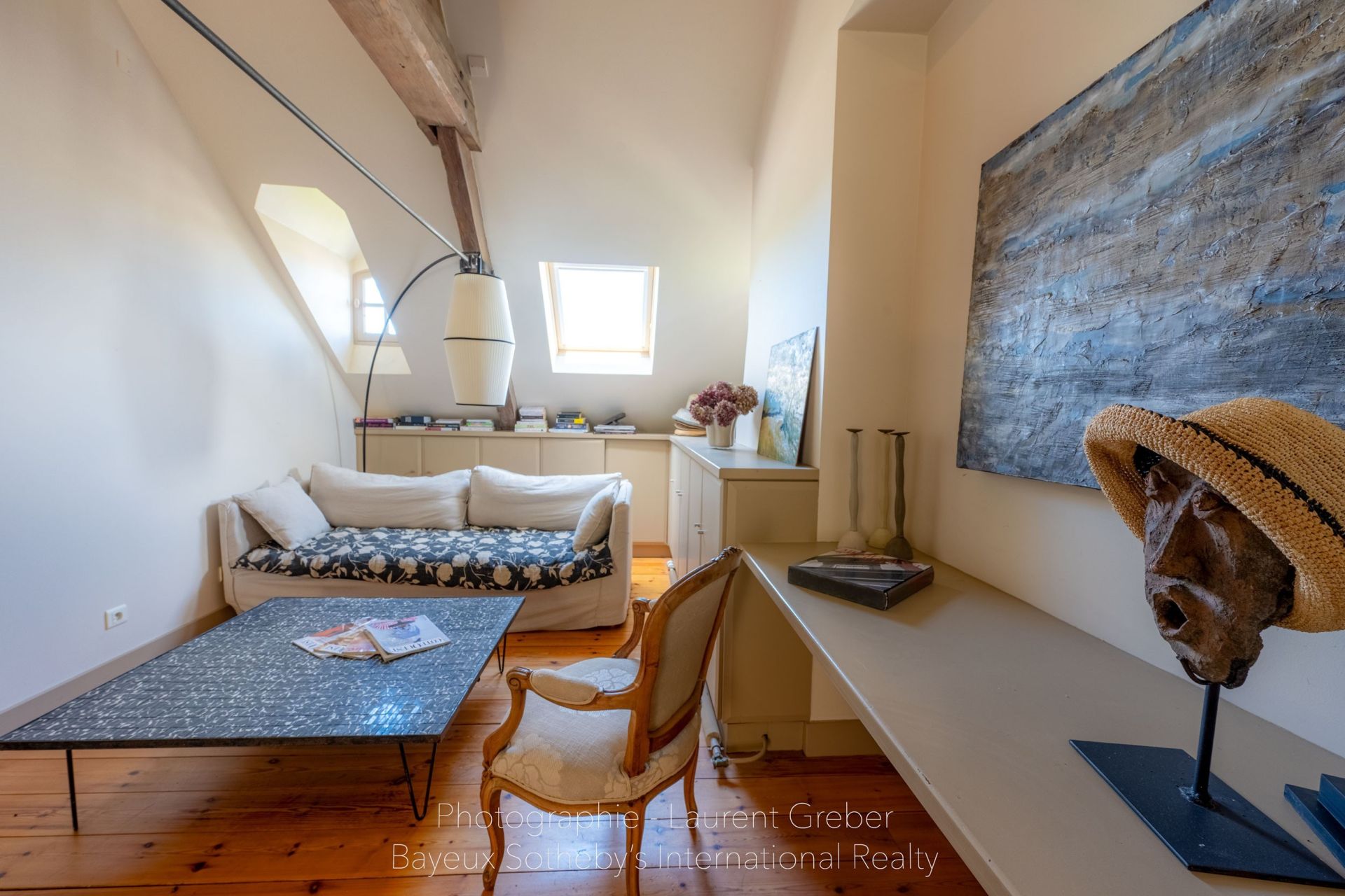 hôtel particulier 11 Pièces en vente sur BAYEUX (14400)