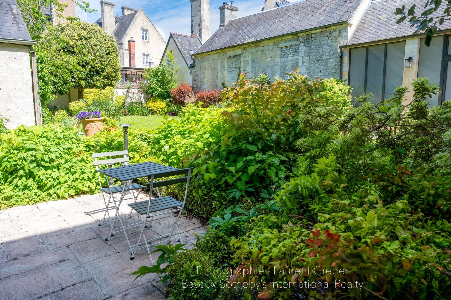 hôtel particulier 11 Pièces en vente sur BAYEUX (14400)
