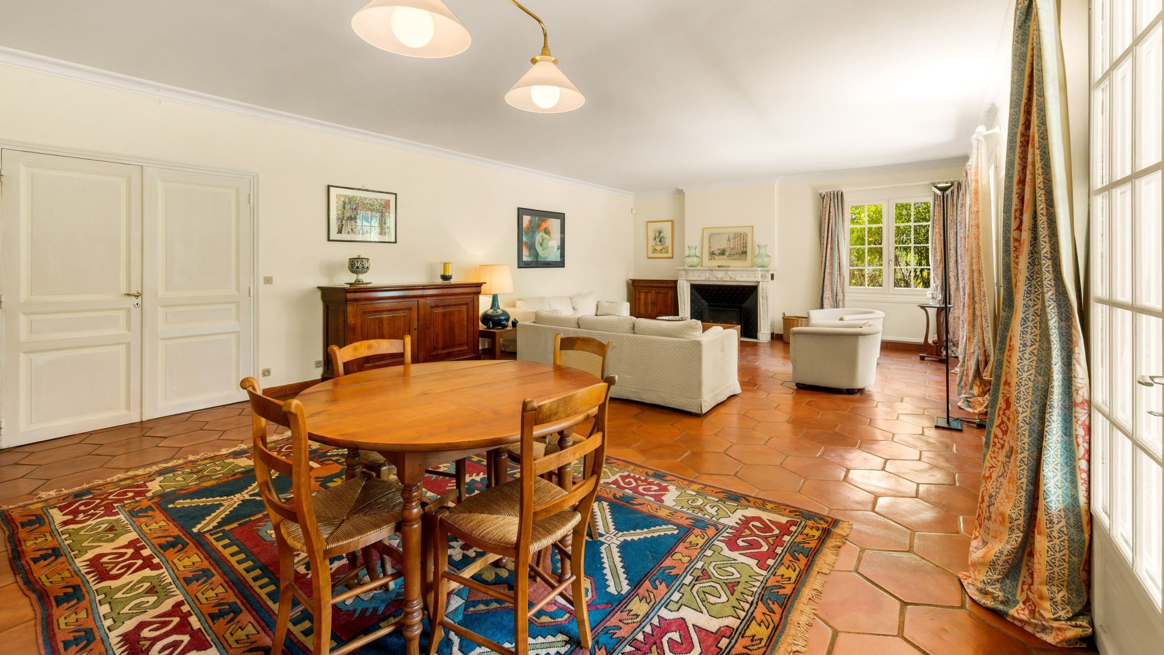 luxury provencale house 6 Rooms for sale on DRAGUIGNAN (83300)