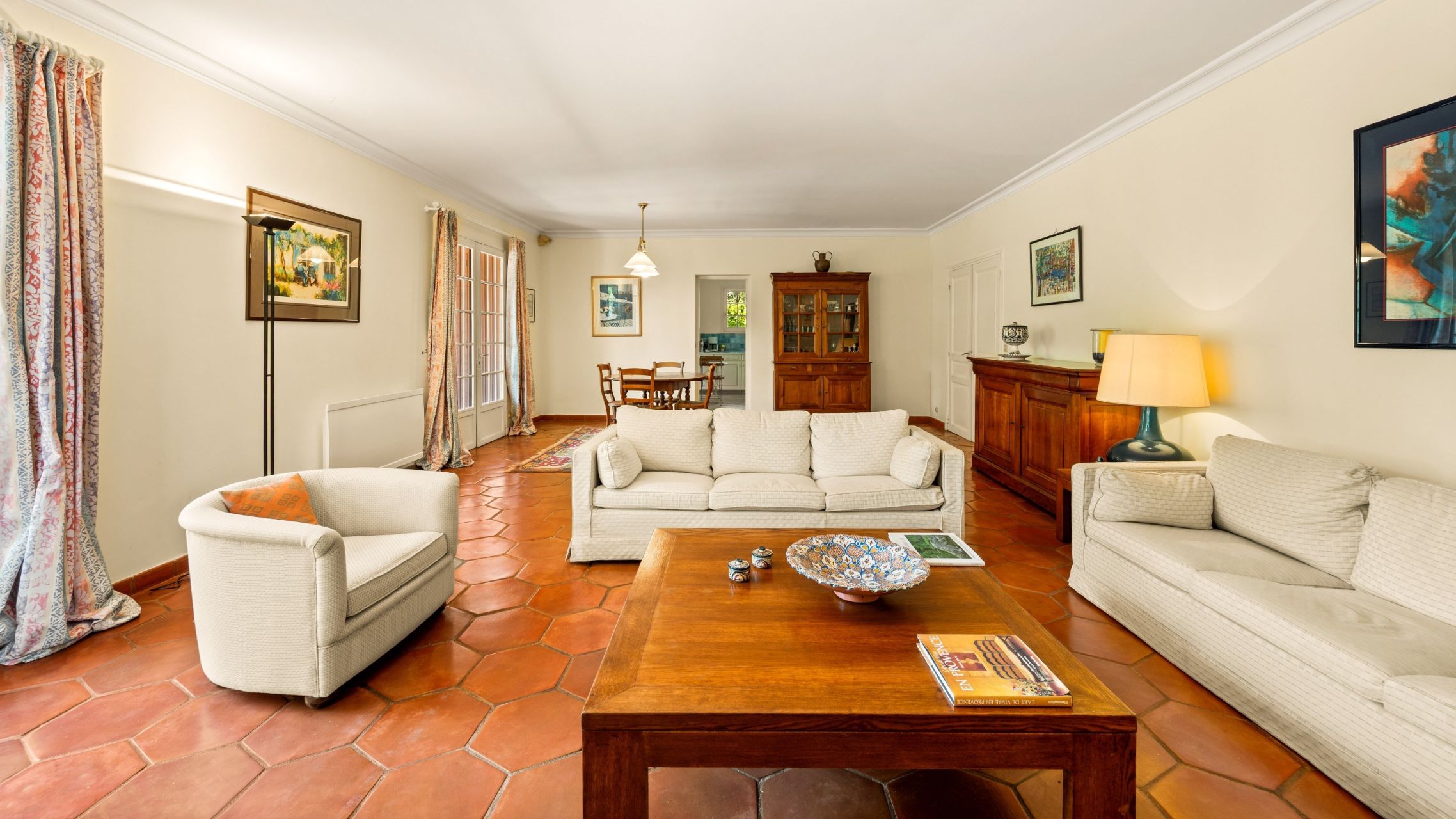 luxury provencale house 6 Rooms for sale on DRAGUIGNAN (83300)