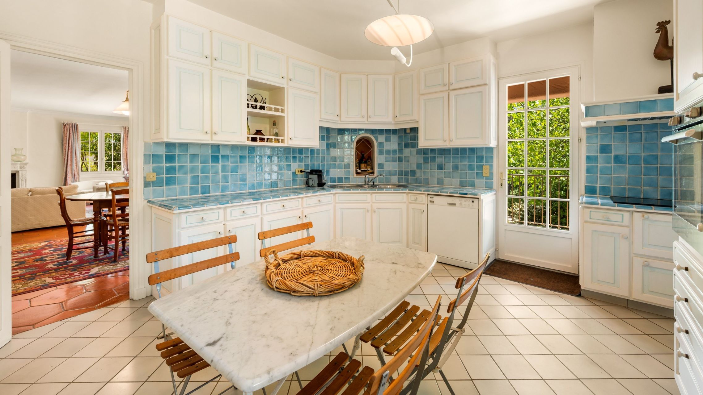 luxury provencale house 6 Rooms for sale on DRAGUIGNAN (83300)