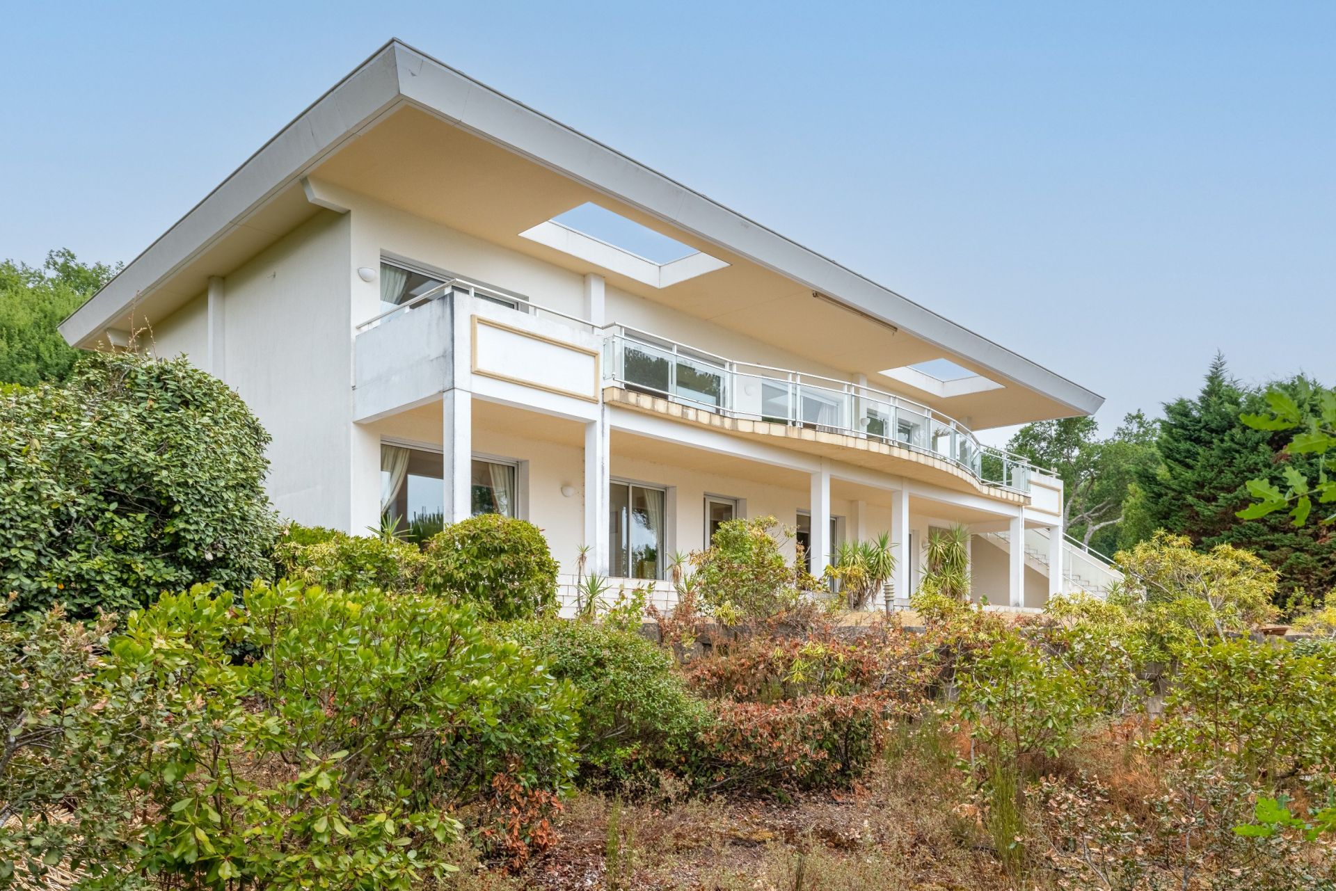 luxury house 6 Rooms for sale on PYLA SUR MER (33115)