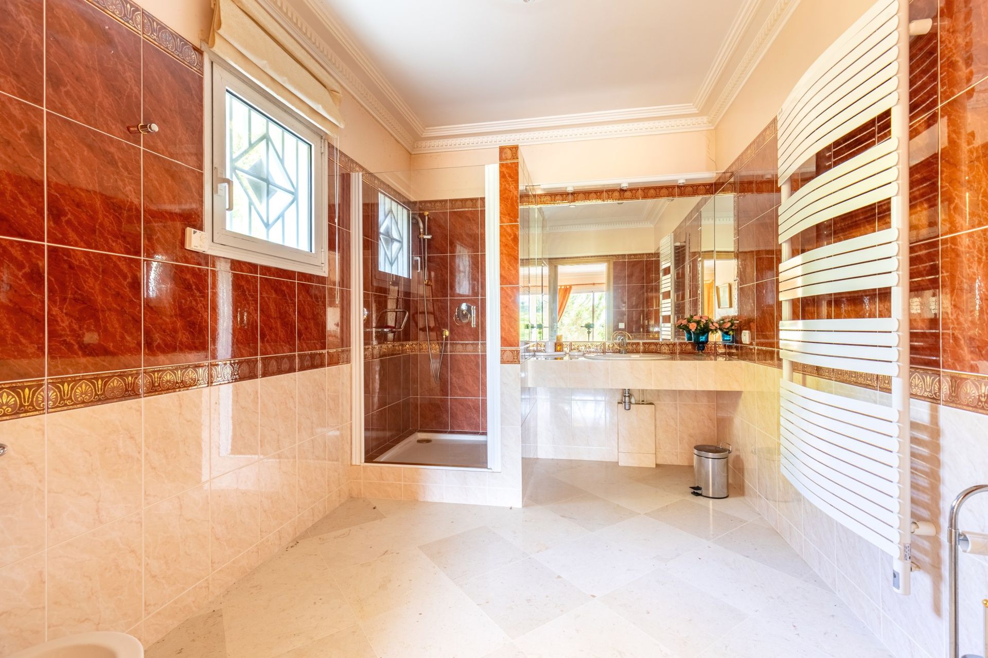 luxury house 6 Rooms for sale on PYLA SUR MER (33115)