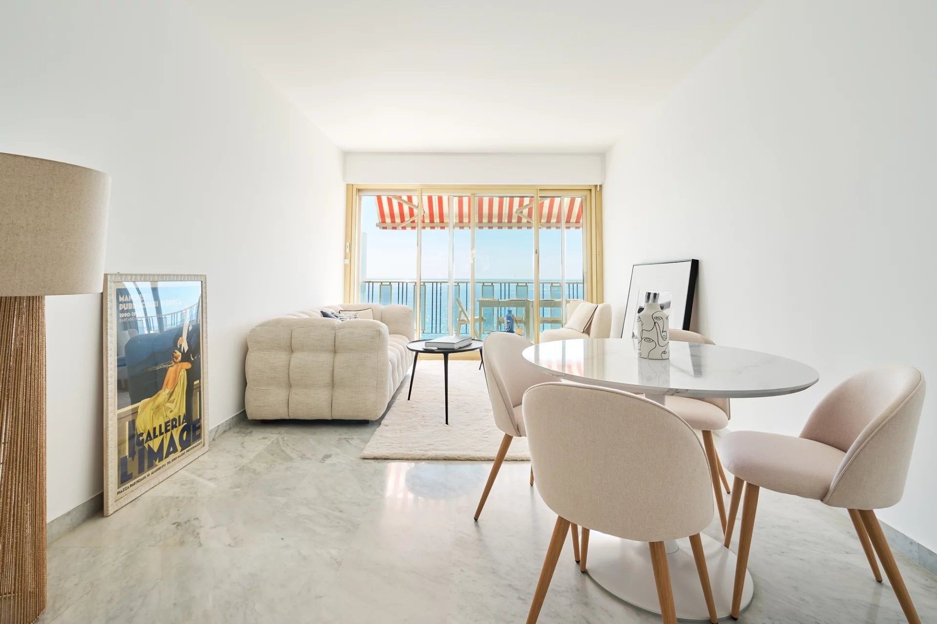 luxury apartment 3 Rooms for sale on ROQUEBRUNE CAP MARTIN (06190)