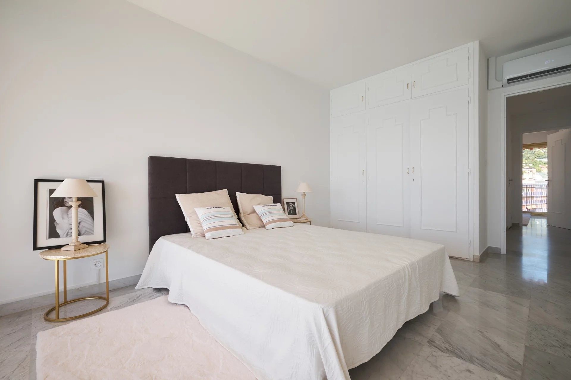 luxury apartment 3 Rooms for sale on ROQUEBRUNE CAP MARTIN (06190)