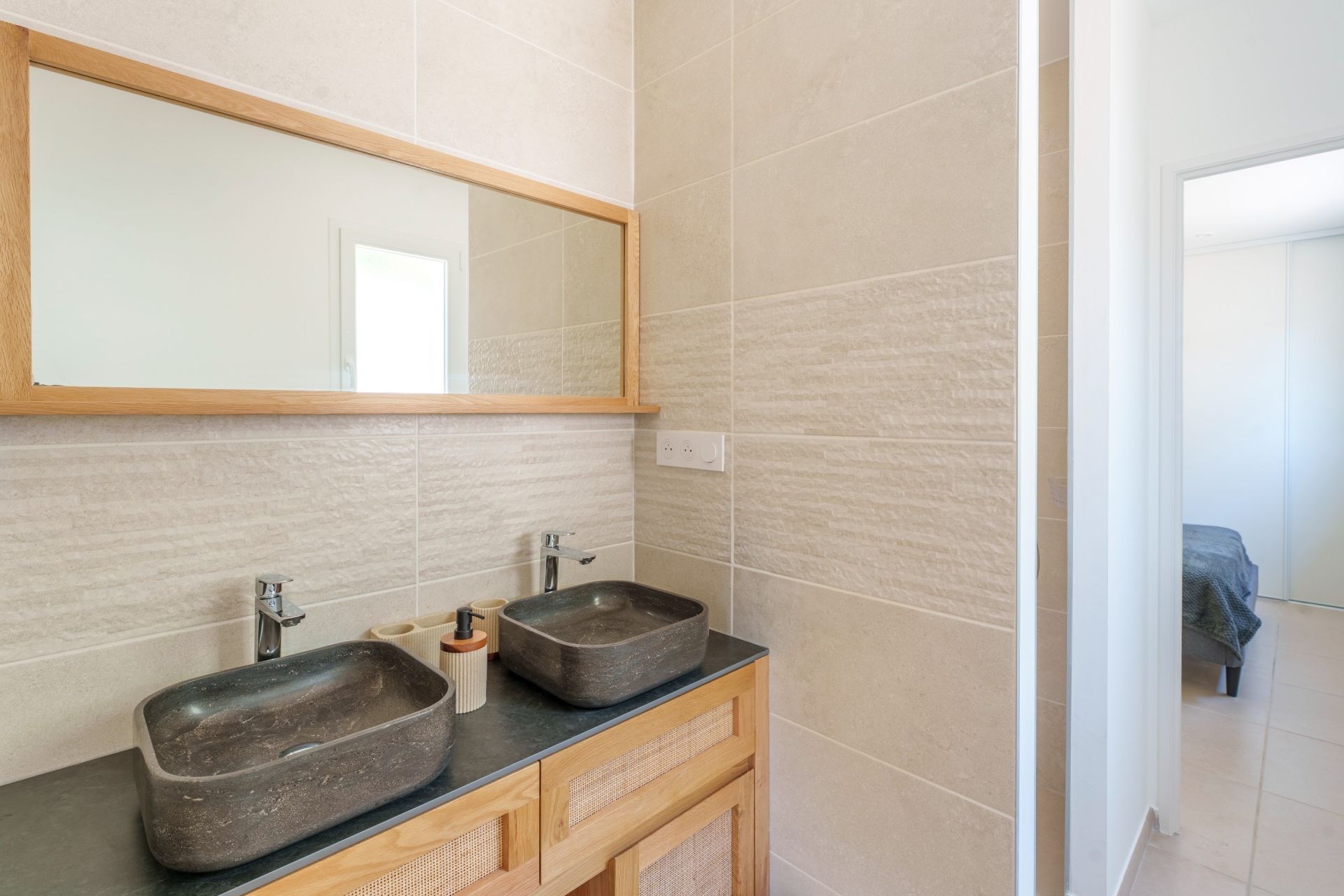maison de luxe 6 Pièces en vente sur VIC LA GARDIOLE (34110)