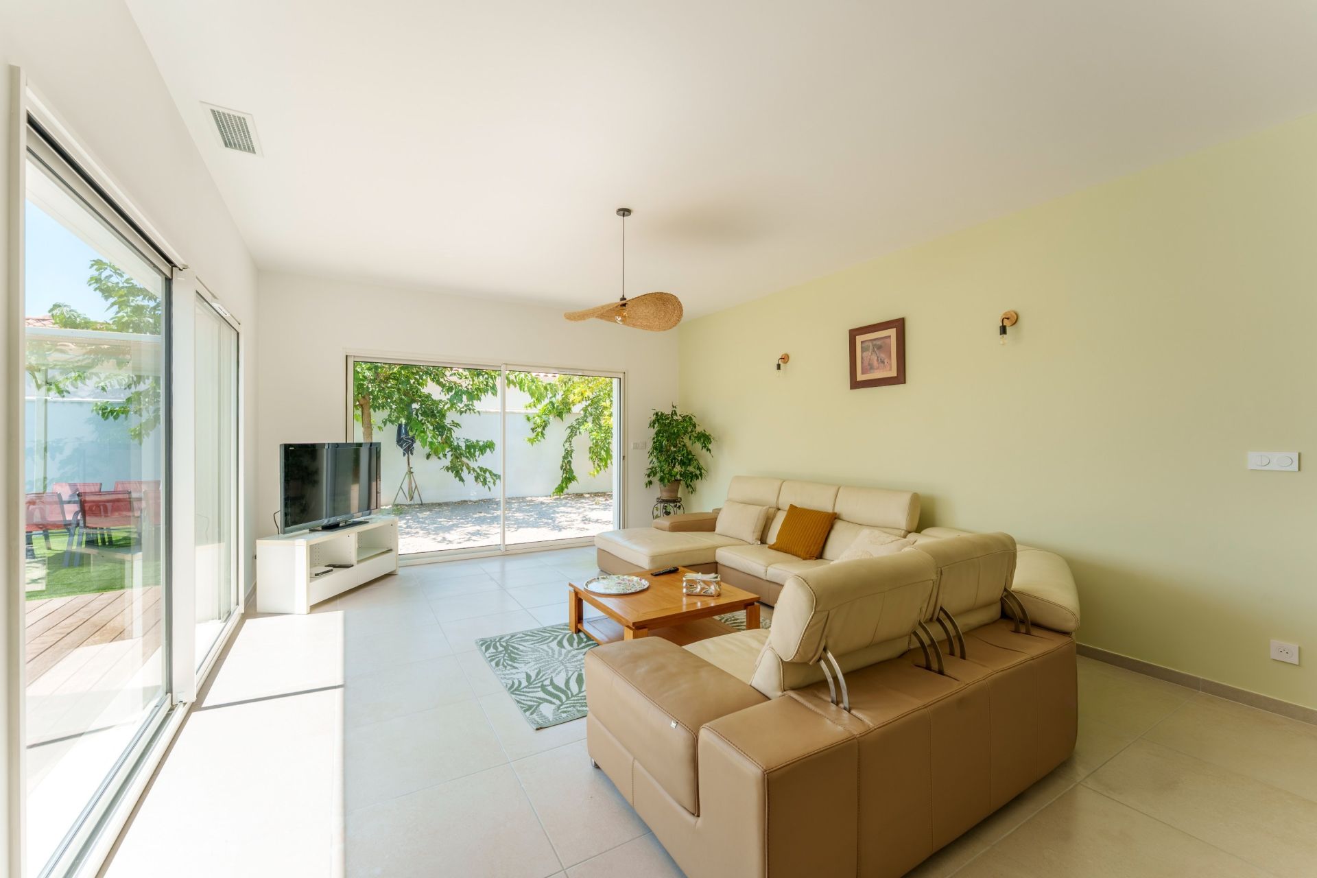 maison de luxe 6 Pièces en vente sur VIC LA GARDIOLE (34110)