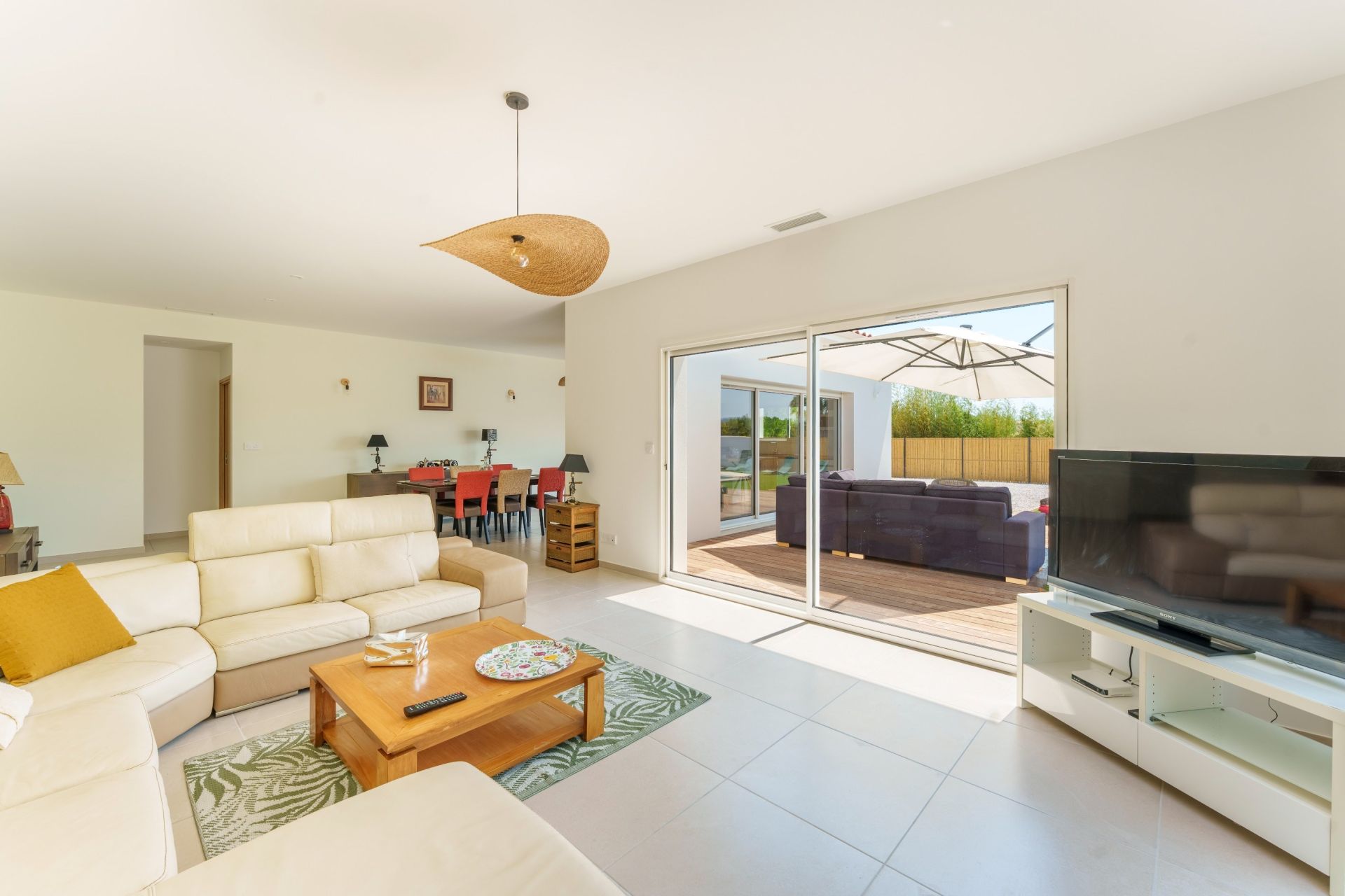 maison de luxe 6 Pièces en vente sur VIC LA GARDIOLE (34110)