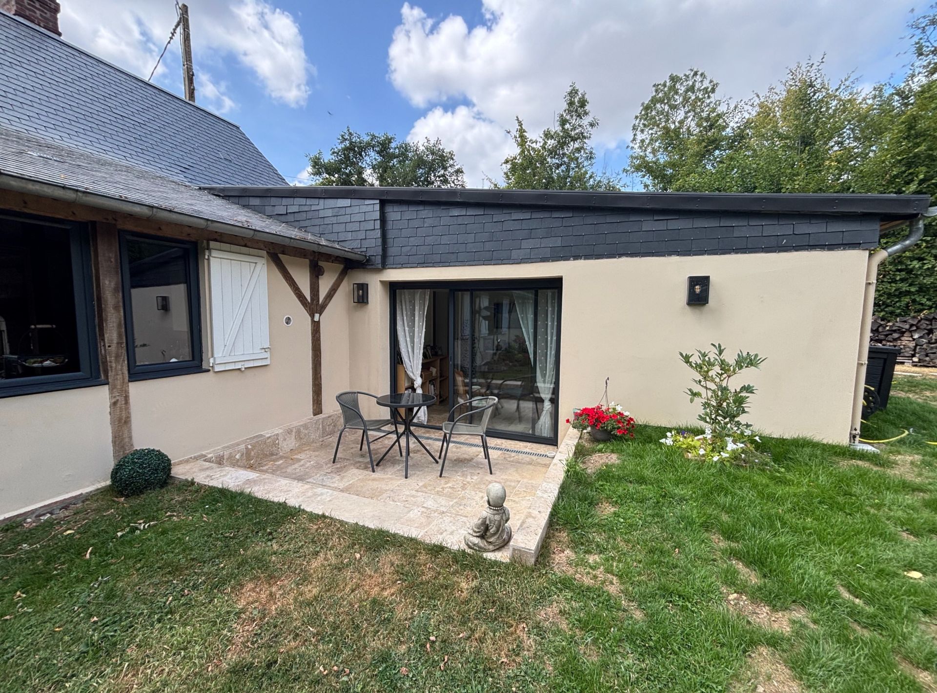 luxury house 6 Rooms for sale on REPENTIGNY (14340)