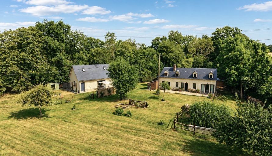 luxury house 6 Rooms for sale on REPENTIGNY (14340)