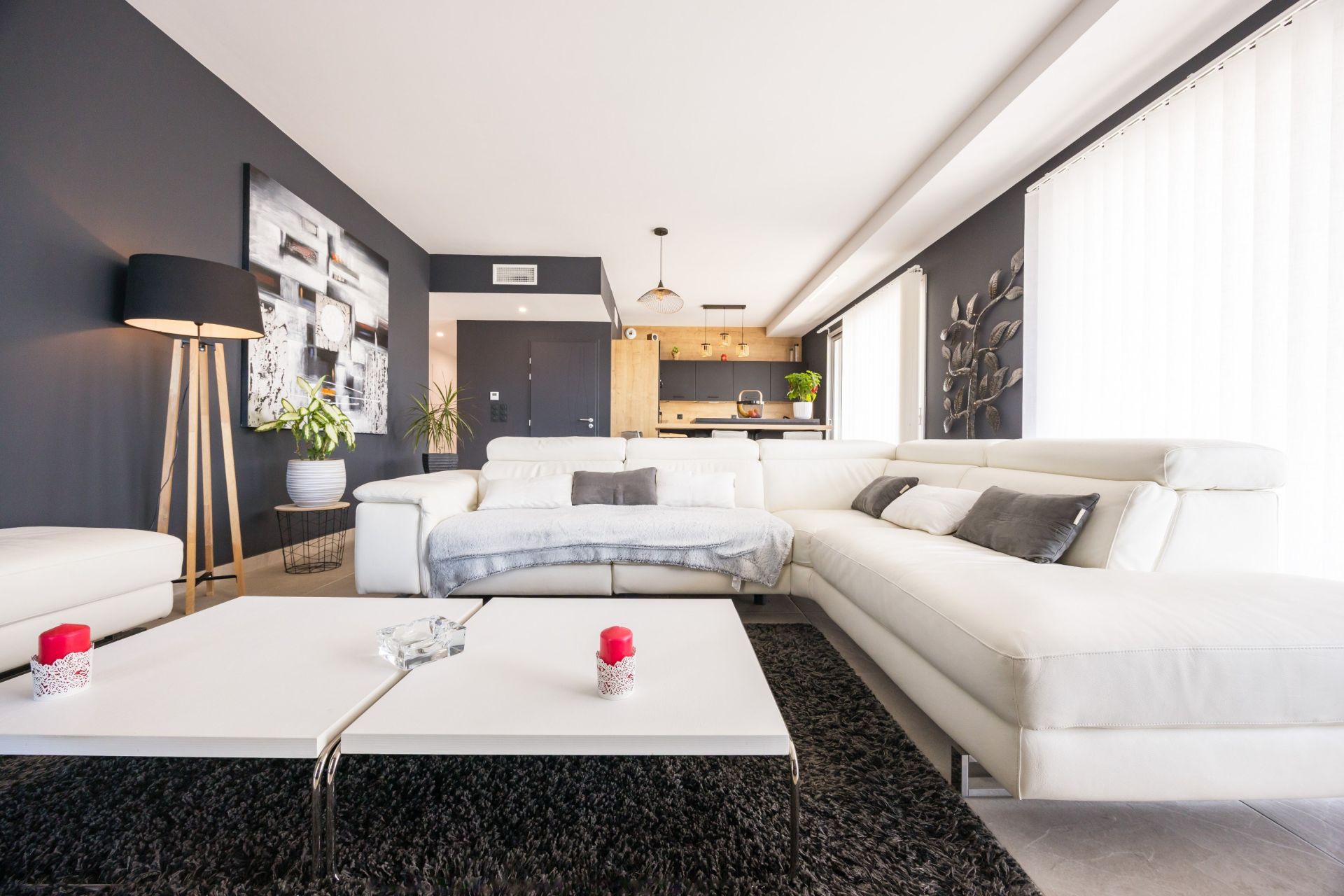 luxury apartment 3 Rooms for sale on NARBONNE (11100)