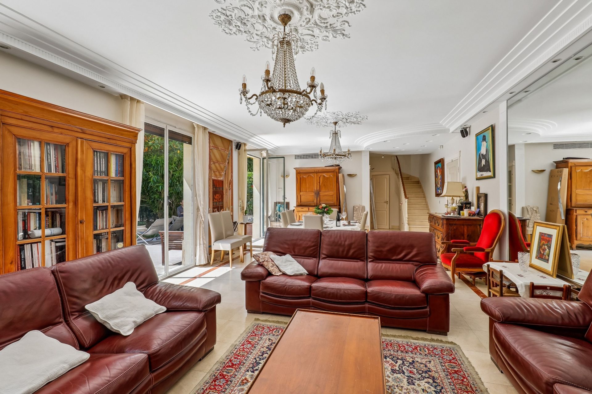 luxury apartment 6 Rooms for sale on NEUILLY SUR SEINE (92200)
