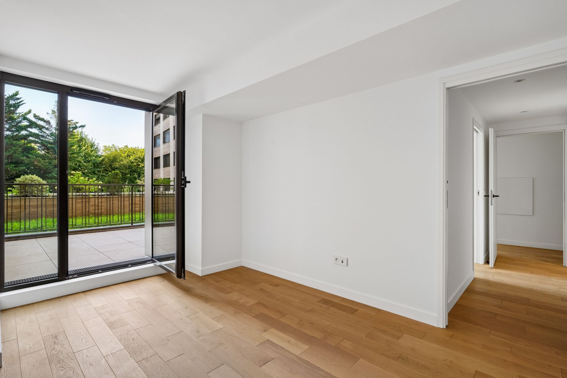 luxury apartment 3 Rooms for sale on NEUILLY SUR SEINE (92200)