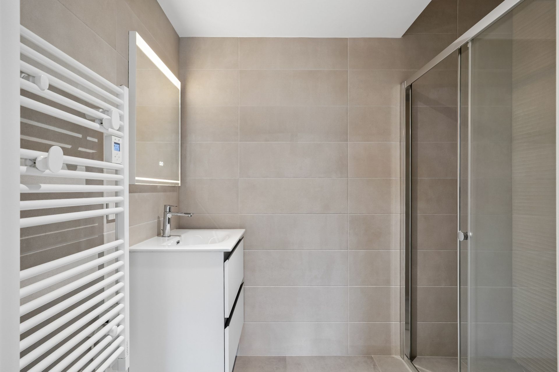 luxury apartment 3 Rooms for sale on NEUILLY SUR SEINE (92200)