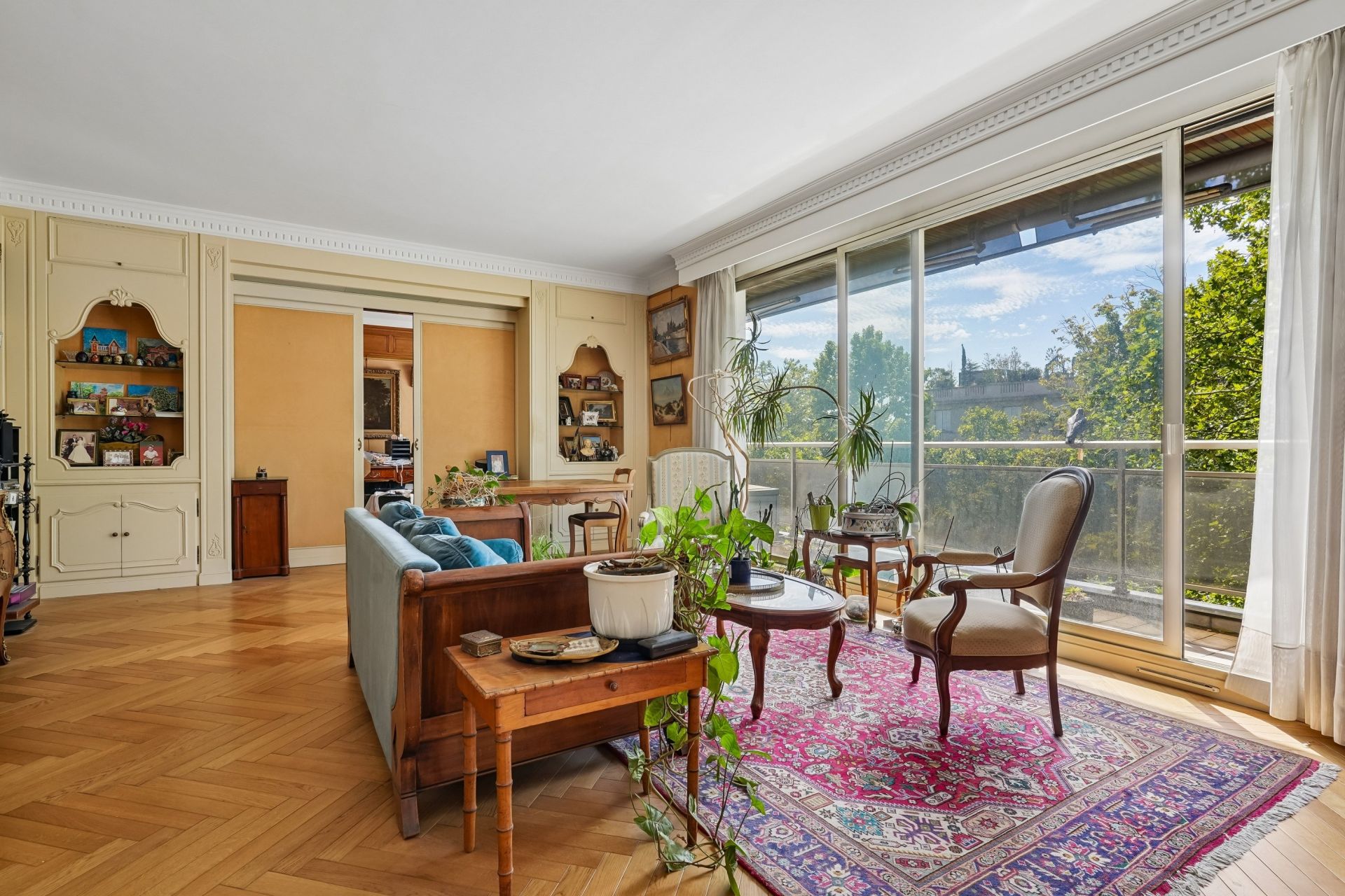 luxury apartment 7 Rooms for sale on PARIS (75016)