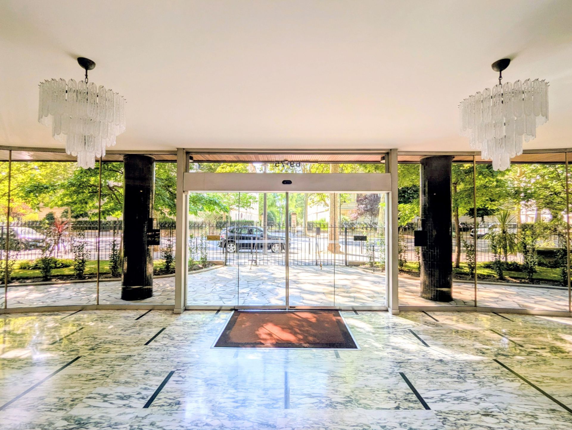 luxury apartment 7 Rooms for sale on PARIS (75016)