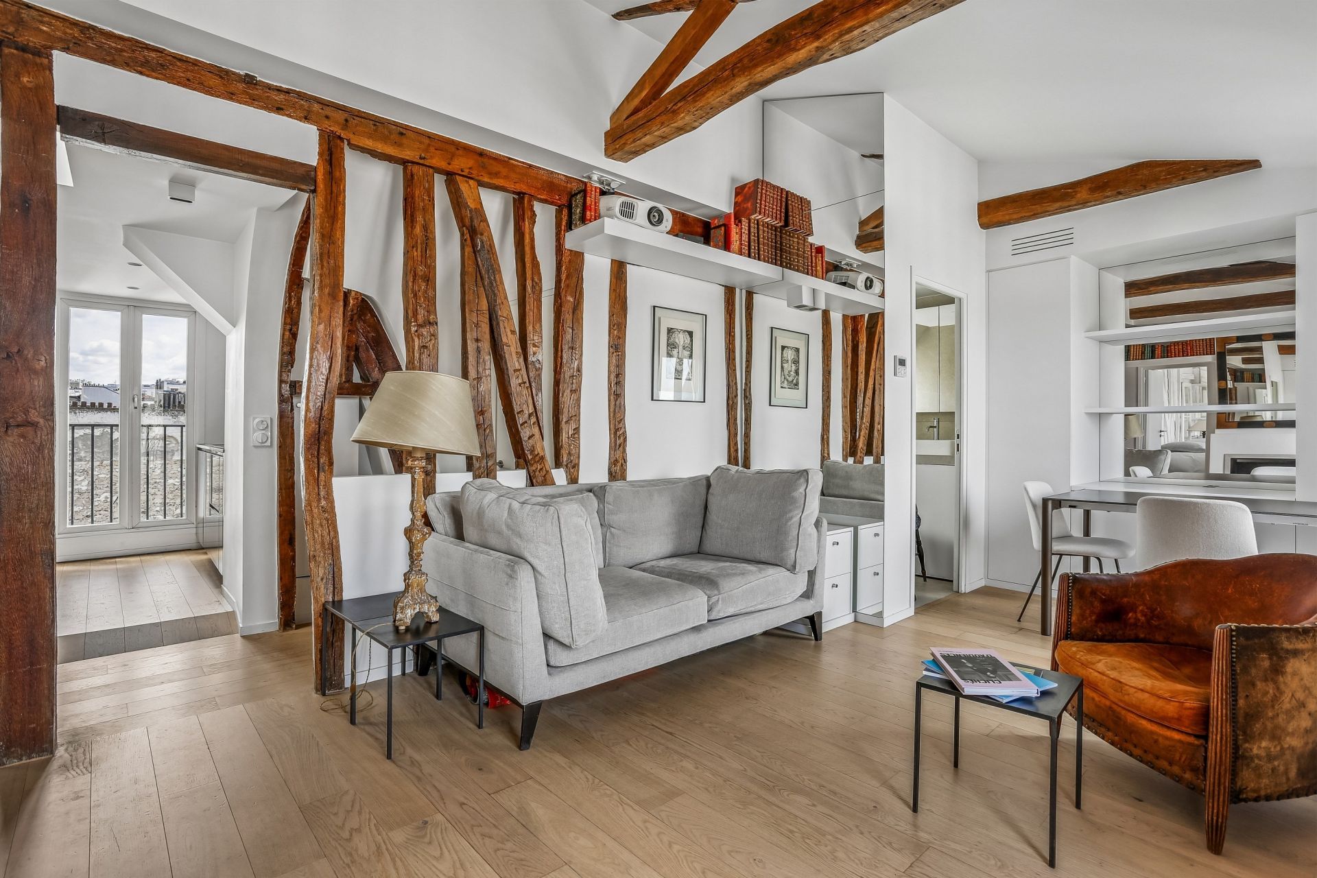luxury apartment 2 Rooms for rent on PARIS (75011)