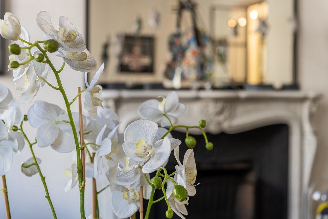 luxury apartment 7 Rooms for sale on PARIS (75016)