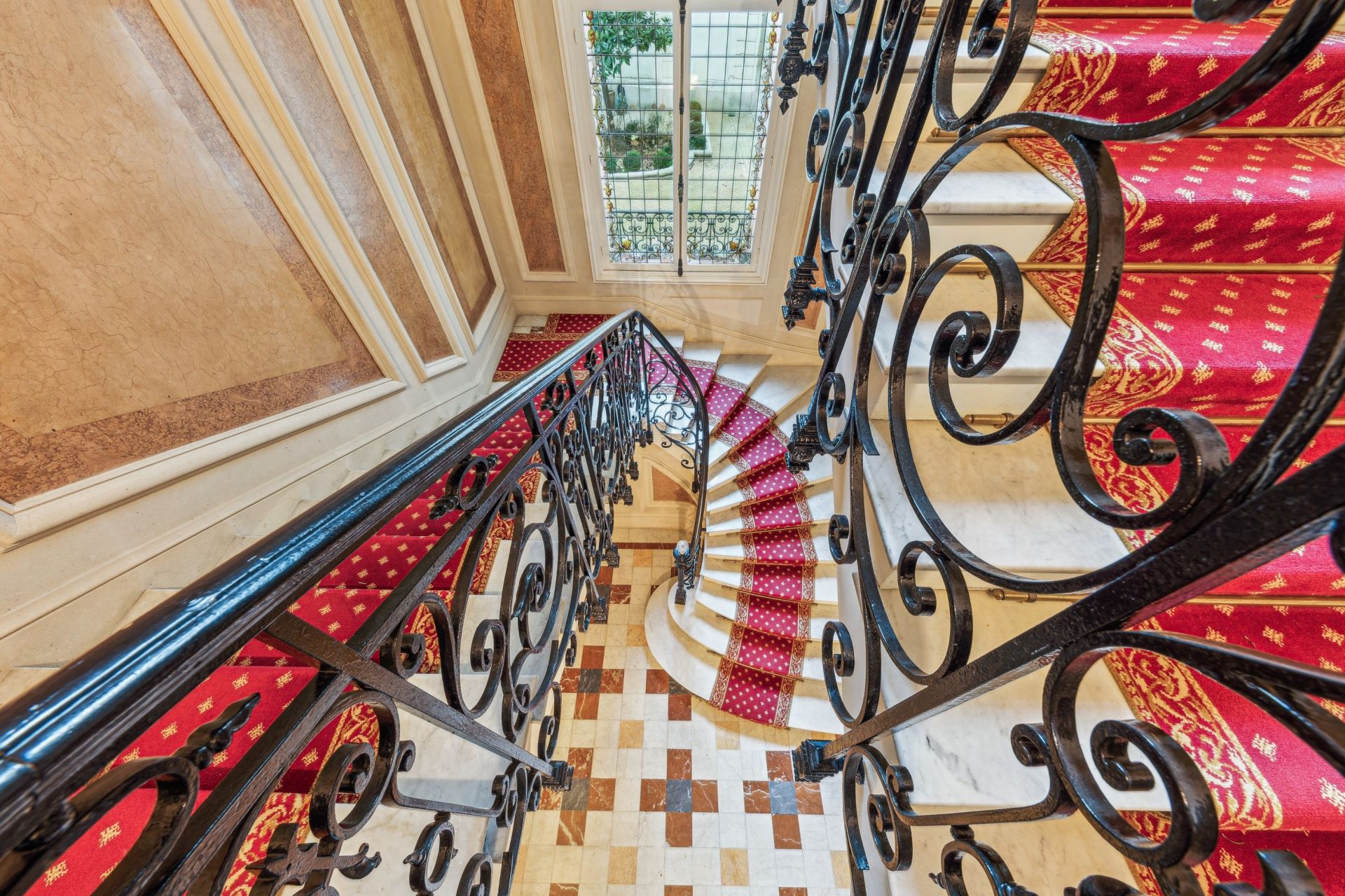 luxury apartment 7 Rooms for sale on PARIS (75016)
