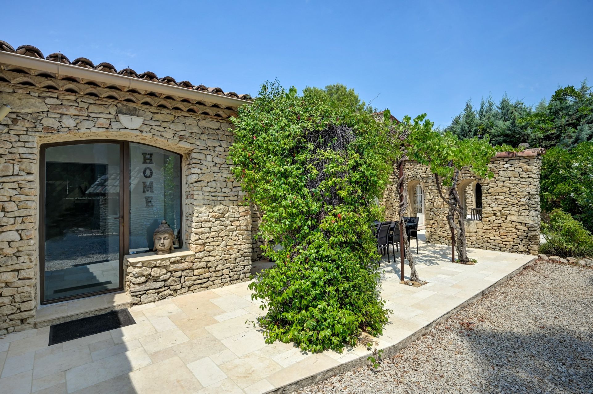 maison de luxe 8 Pièces en vente sur LAURIS (84360)