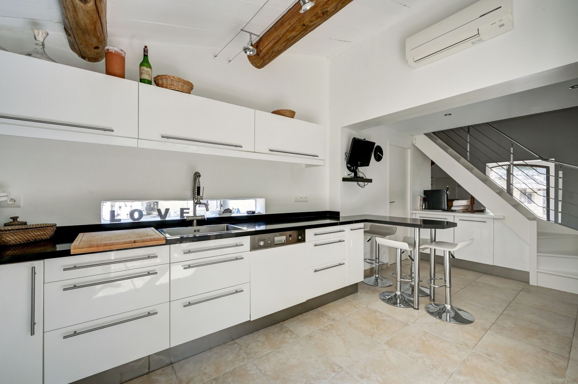 maison de luxe 8 Pièces en vente sur LAURIS (84360)