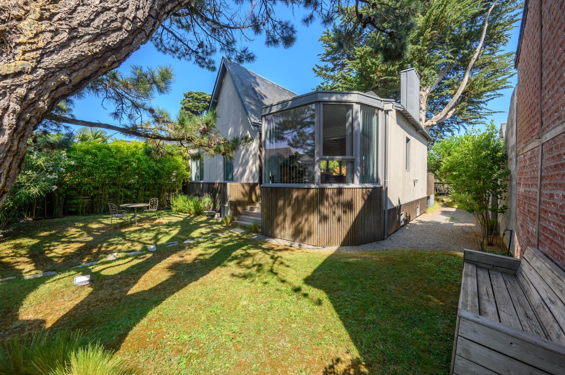 luxury house 7 Rooms for sale on LA BAULE (44500)