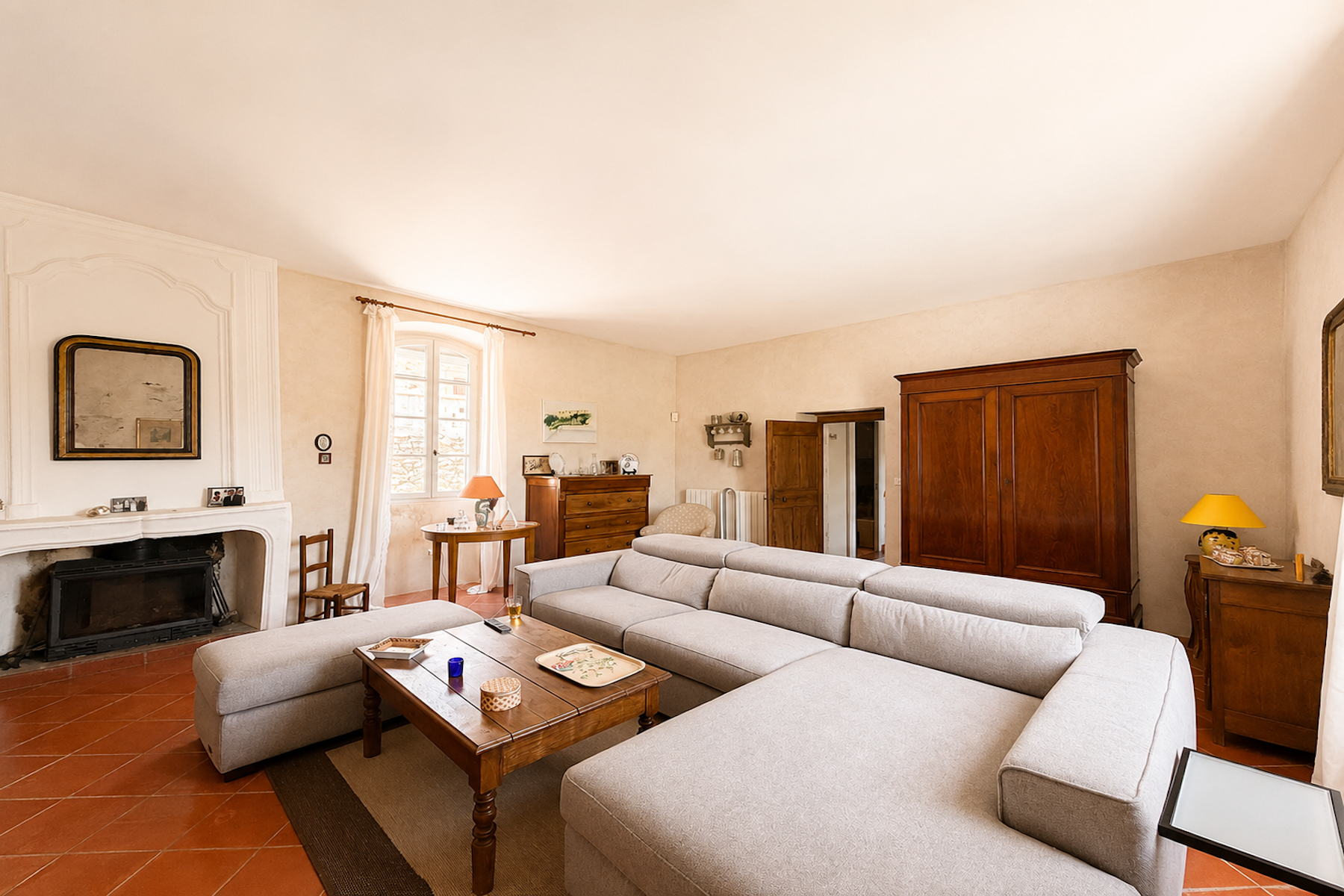 luxury house 9 Rooms for sale on UZES (30700)