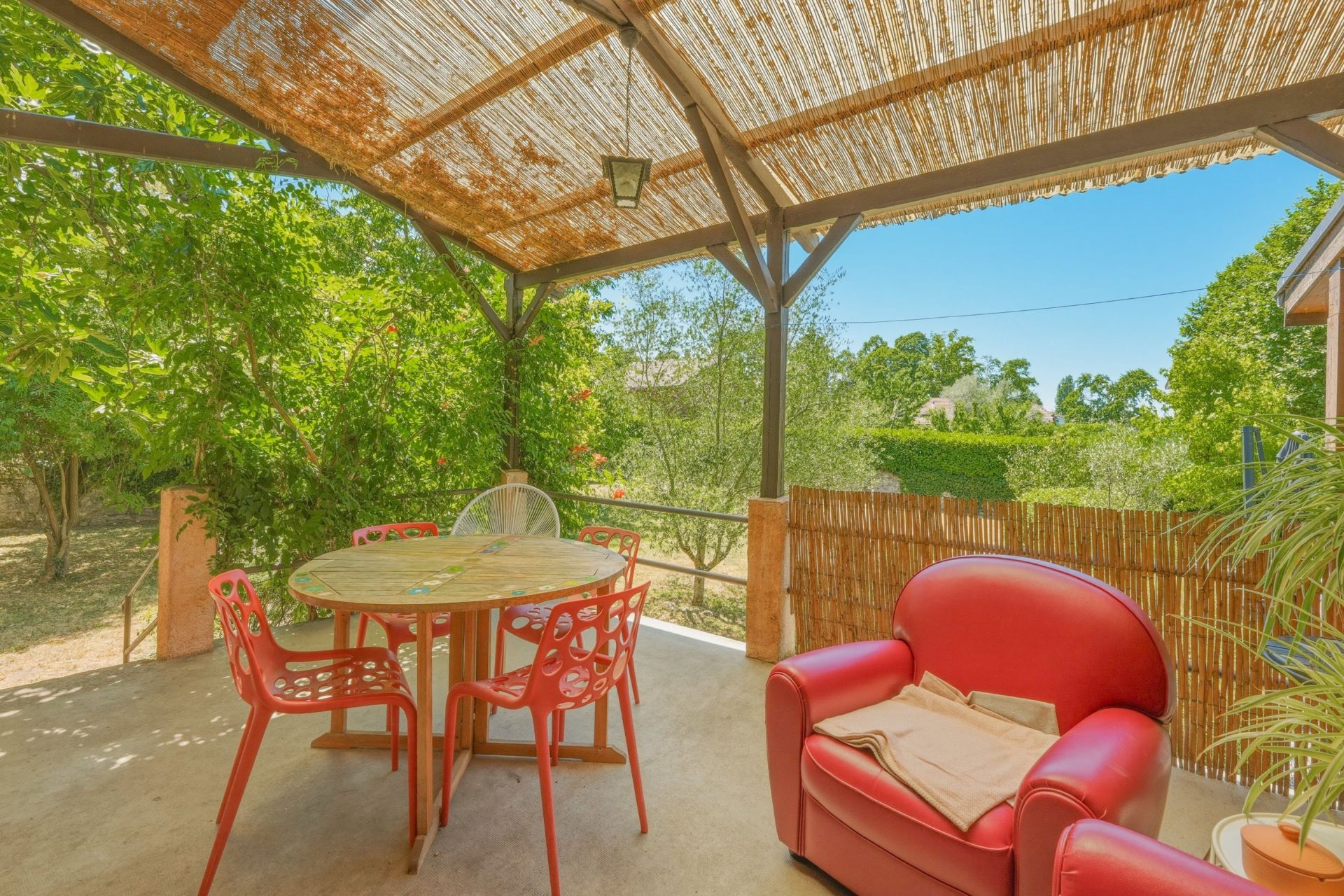  5 Rooms for sale on NERNIER (74140)