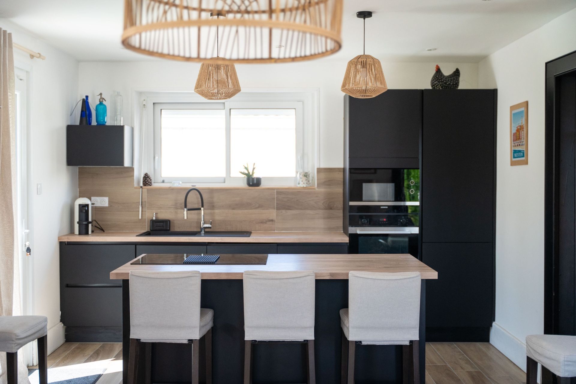 luxury house 4 Rooms for sale on ROYAN (17200)