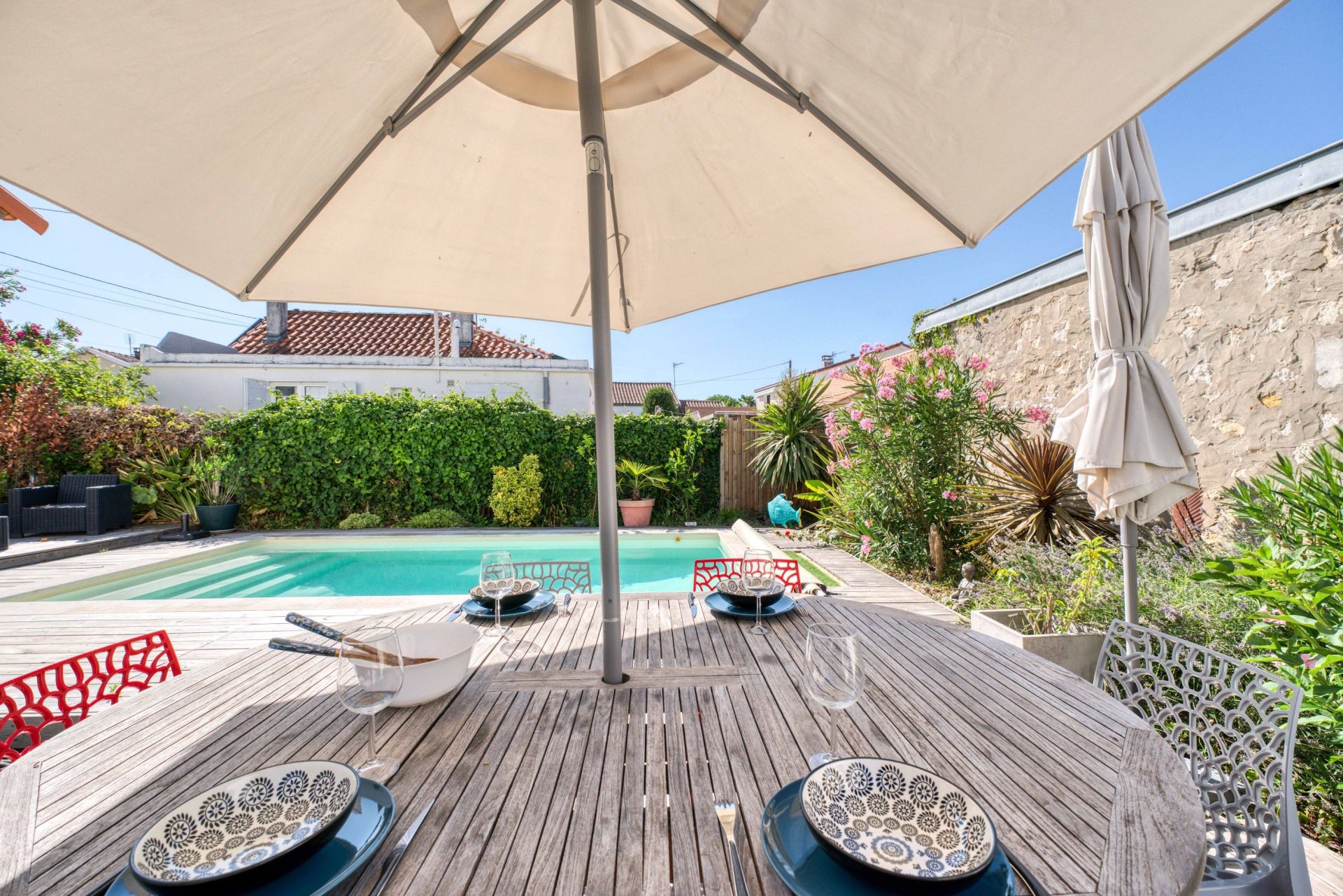 luxury house 4 Rooms for sale on ROYAN (17200)