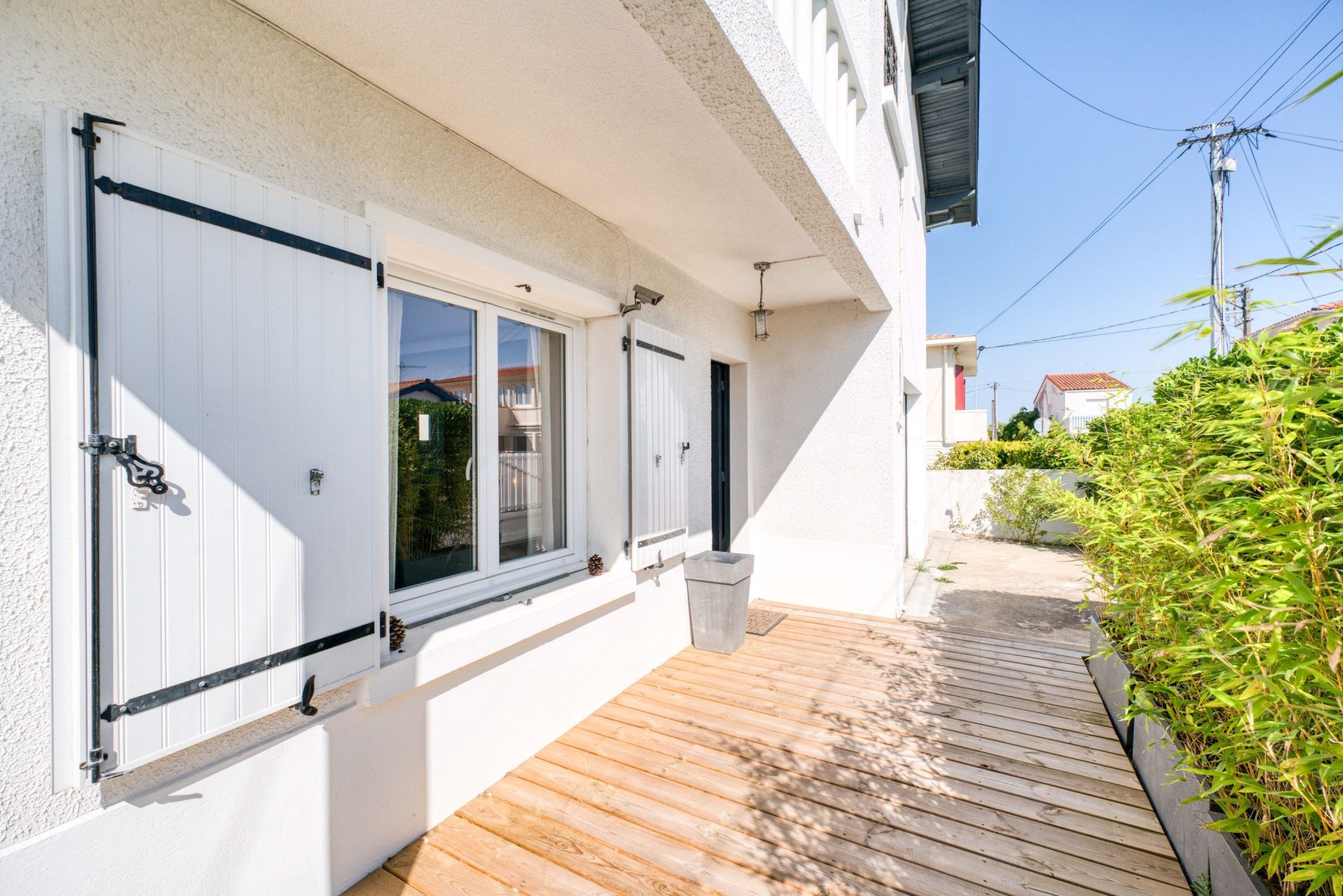 luxury house 4 Rooms for sale on ROYAN (17200)